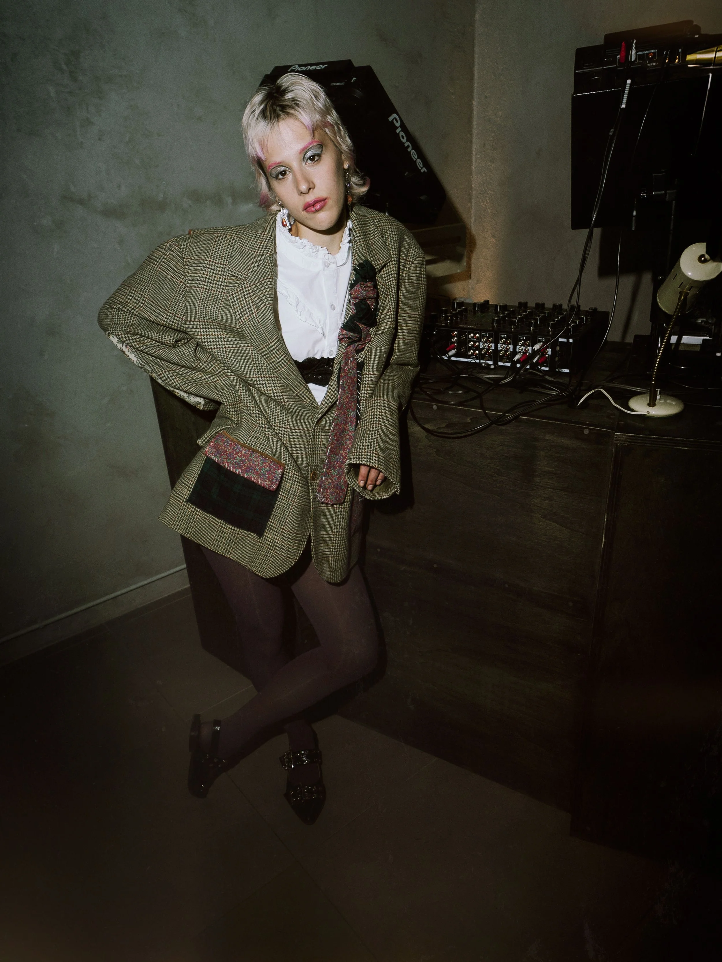 5LOOK_02.jpg
