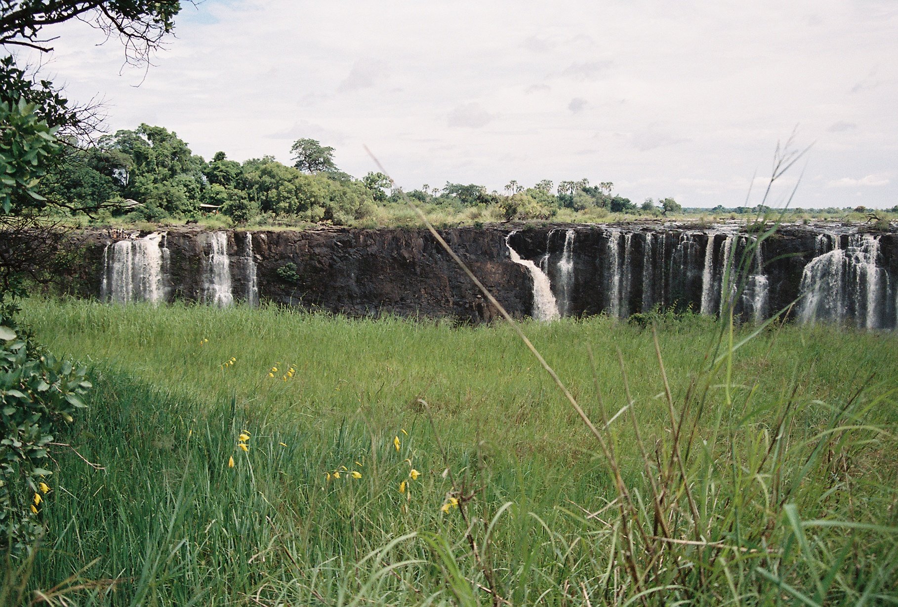 17440R1-R01-028.Jpg