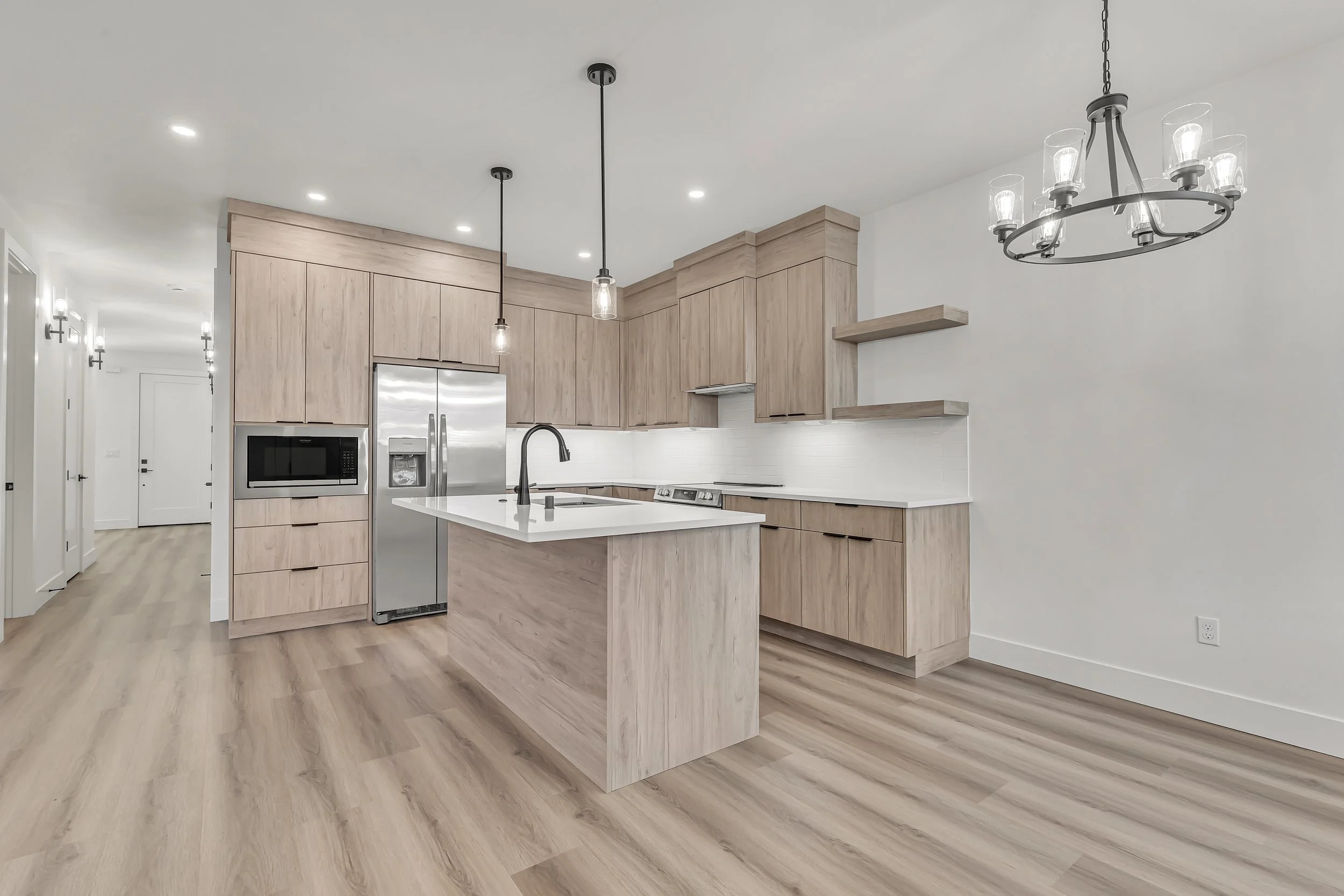 Kitchen1.jpg