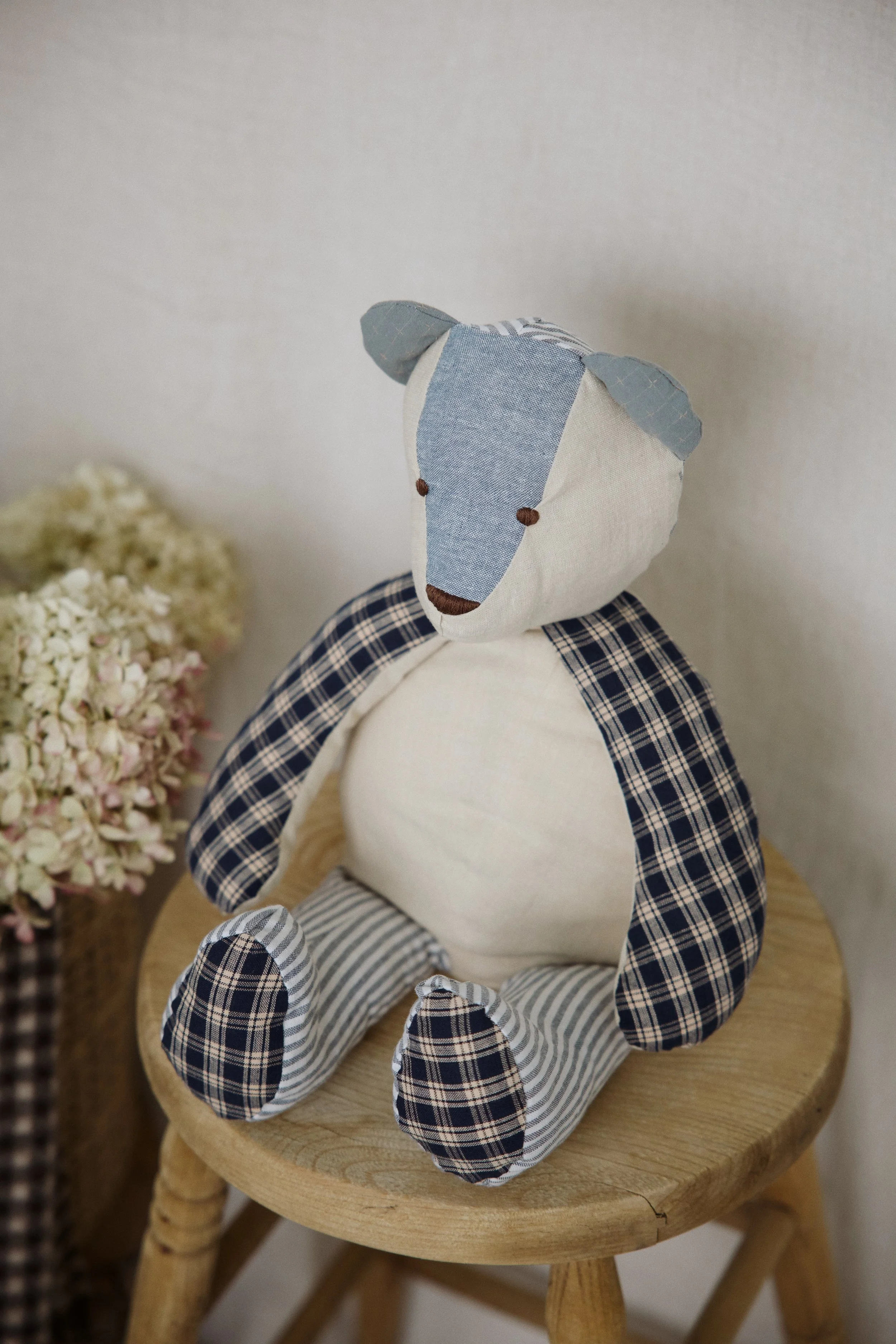 James | Heirloom Teddy