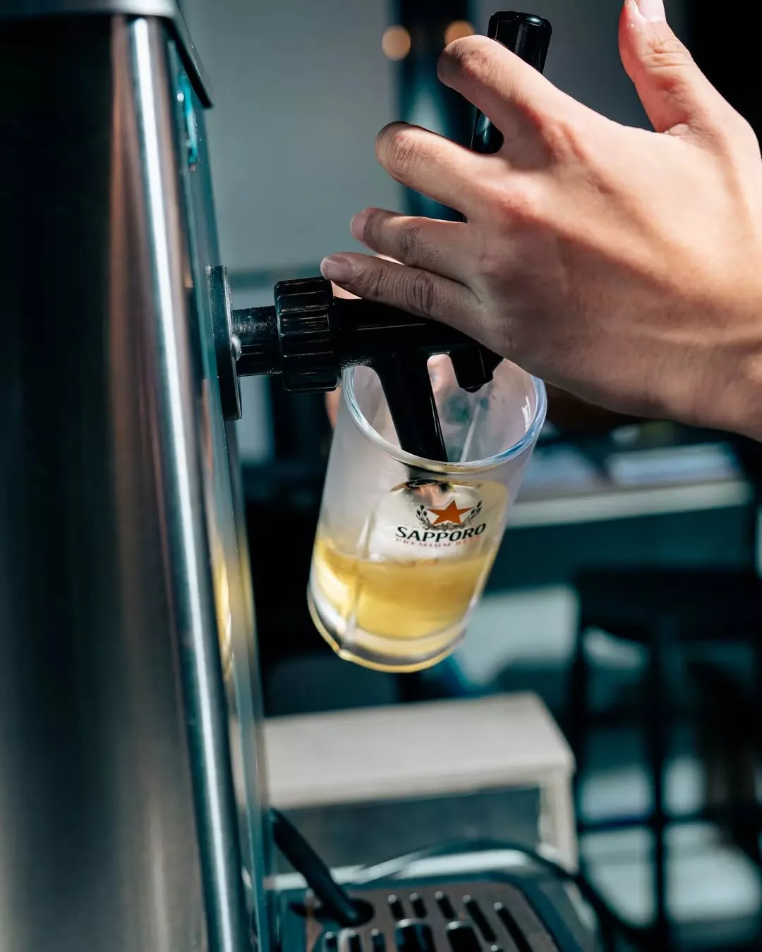 That first cold Sapporo after a long day just hits different and we pour it fresh on tap every single day, no booking needed just come as you are.