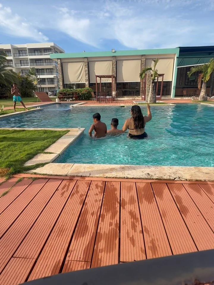 Summer memories with our lil gang 💕 Chaos included.