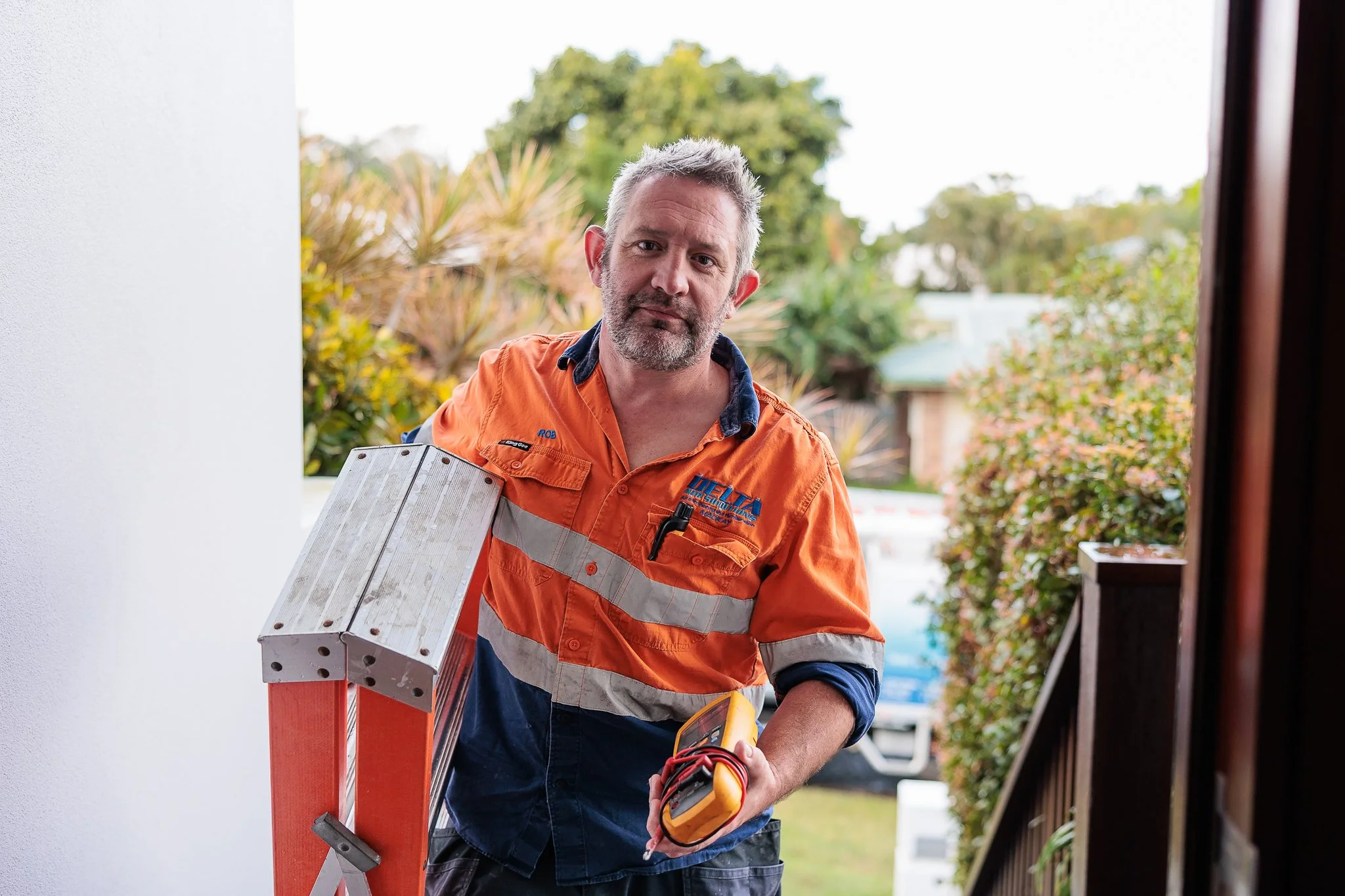 Air conditioning service arriving at Mackay home
