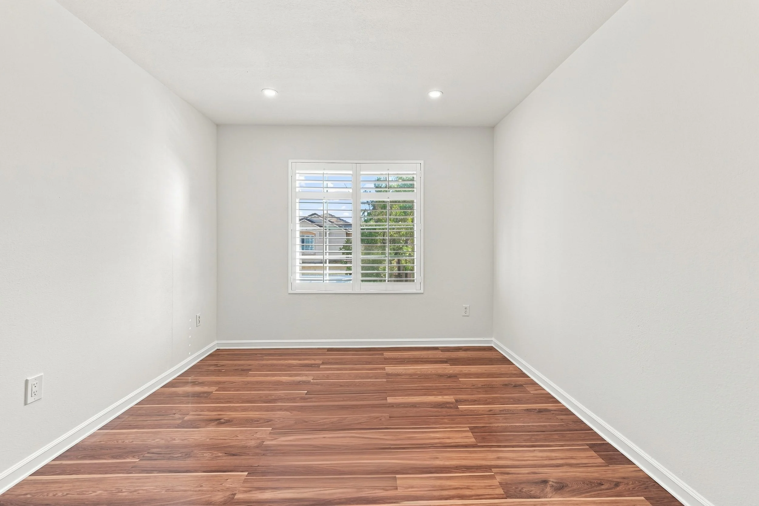Room 2-3.jpg