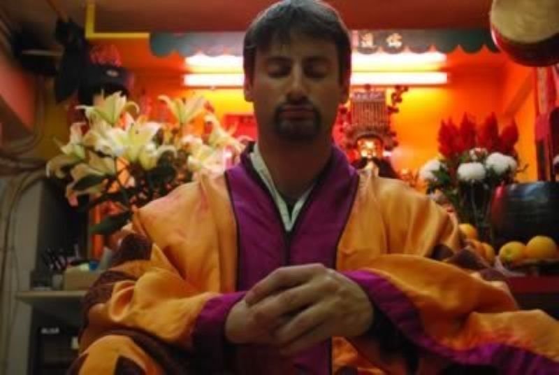 Daoist practice in the Kwoon of Sifu Cheng Kwong, Hong Kong 2006