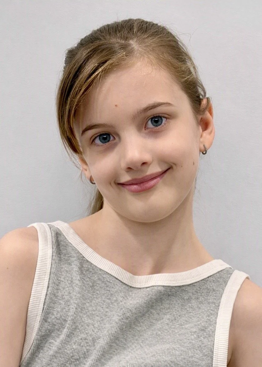 ELIZABETH L - AGE 7