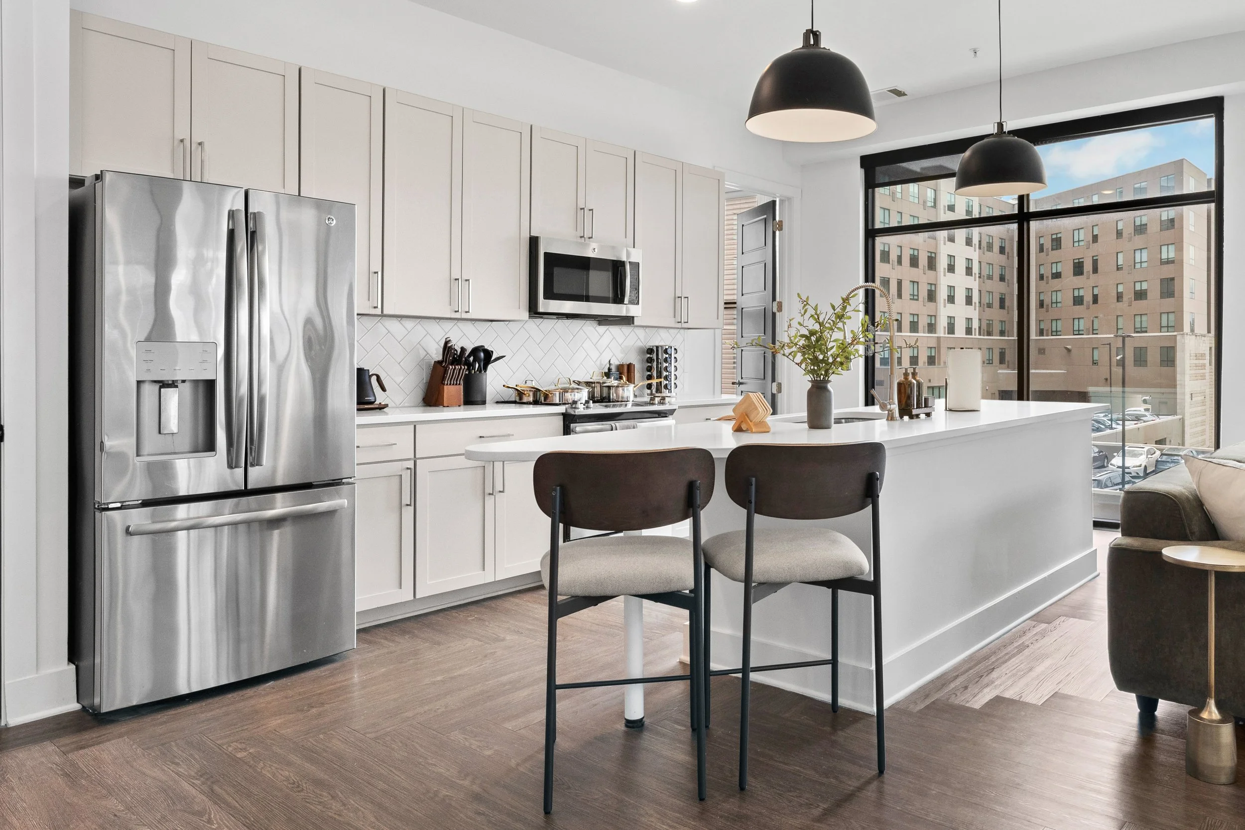 Burnham-Unit-433-2.jpg