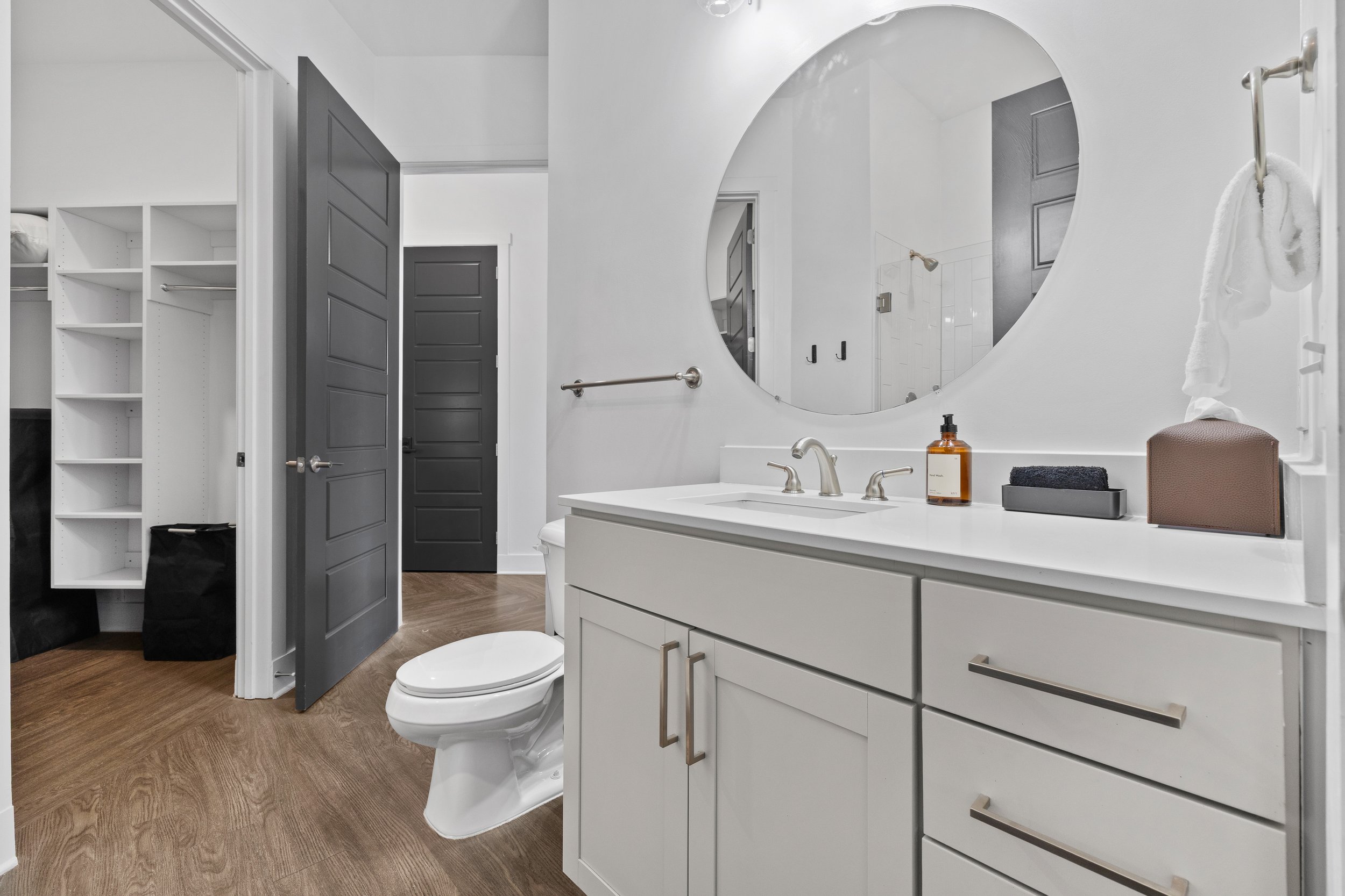 Burnham-Unit-433-31.jpg
