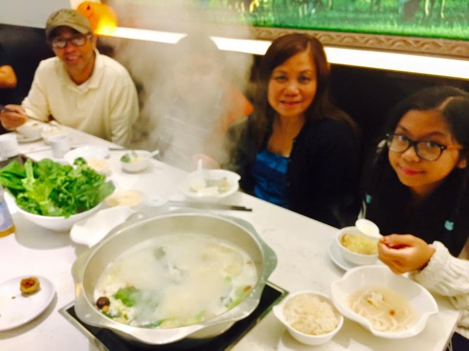 Family dinner in Brooklyn Chinatown, October 2016.