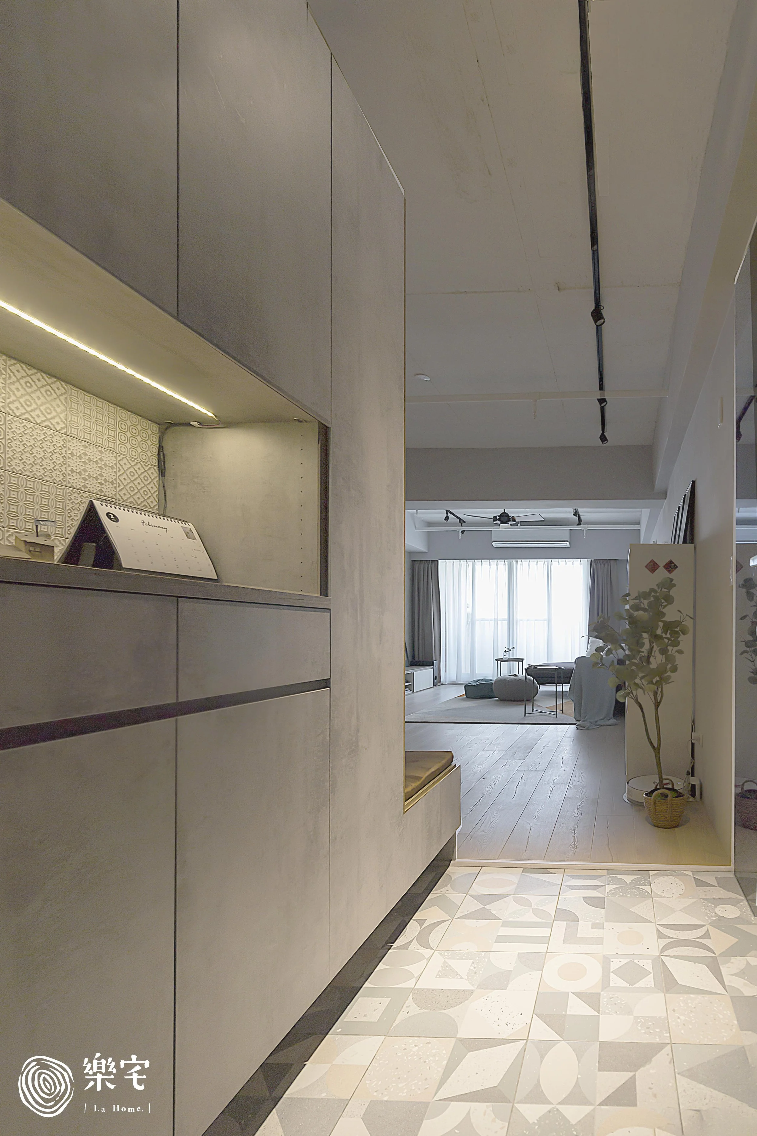 桃園愛三街-兩房兩廳20坪新屋裝修-玄關 (1).jpg