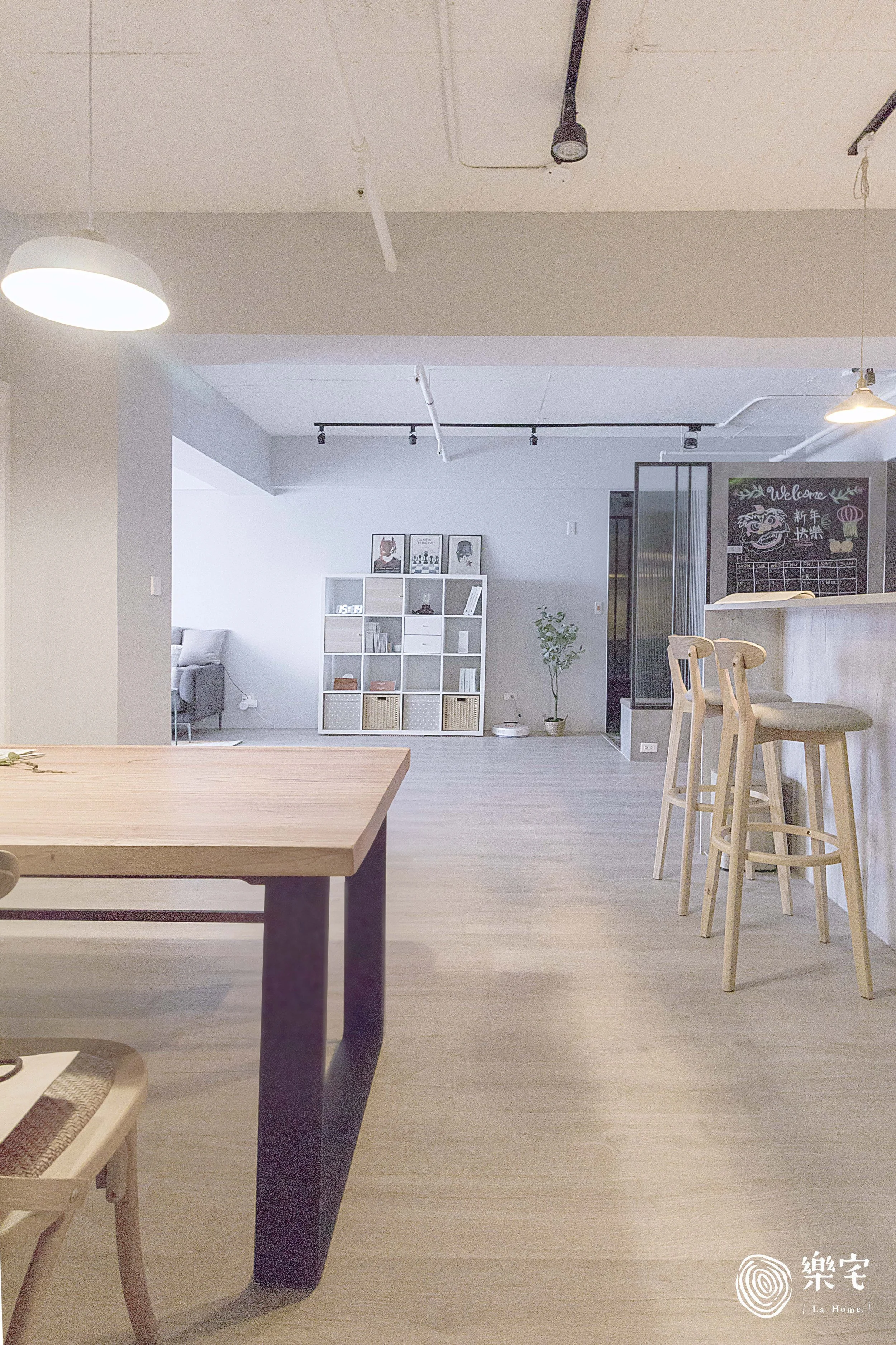 桃園愛三街-兩房兩廳20坪新屋裝修-客餐廳 (13).jpg