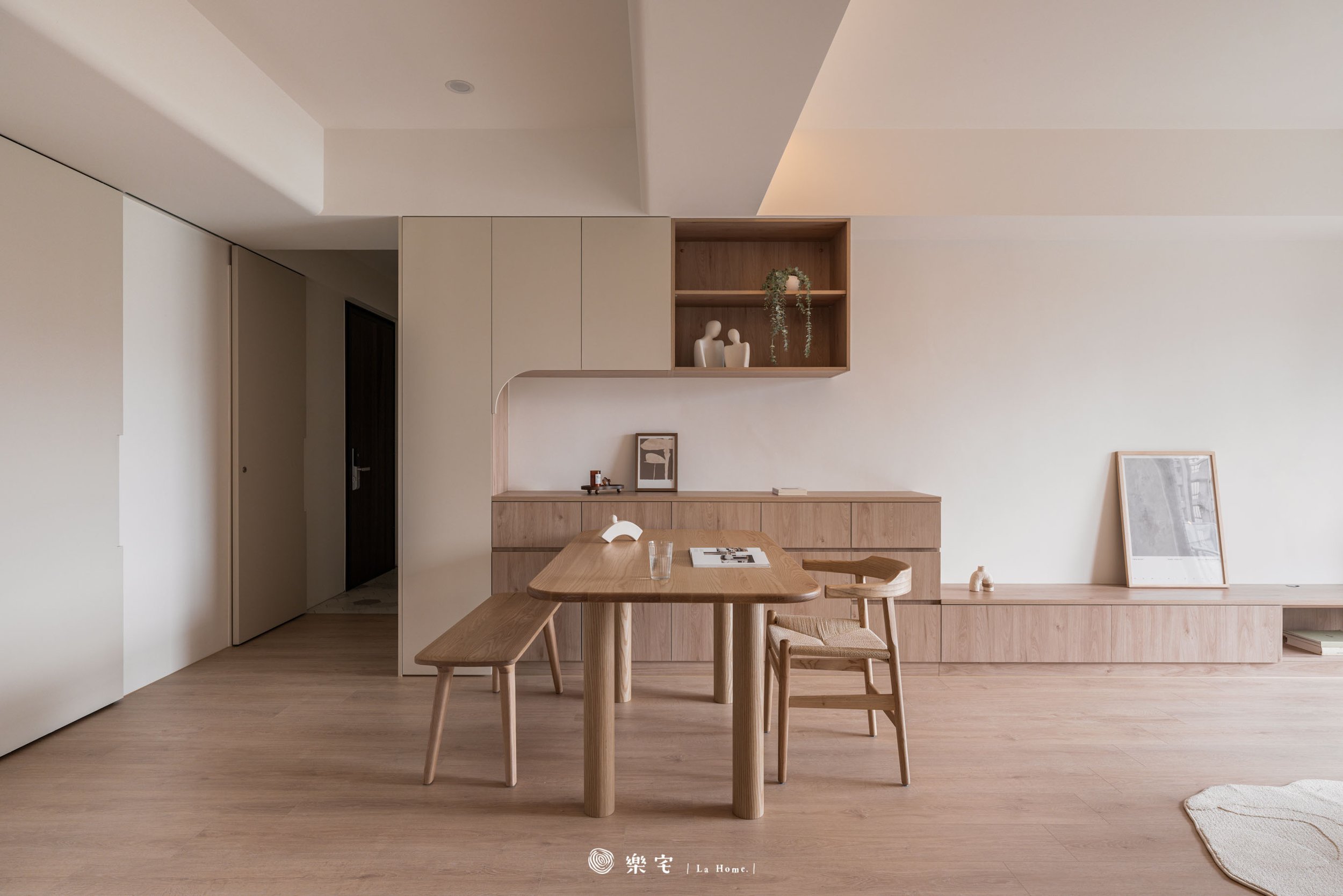 新店央泱長虹24坪三房兩廳新屋裝修-客餐廳 (2).jpg