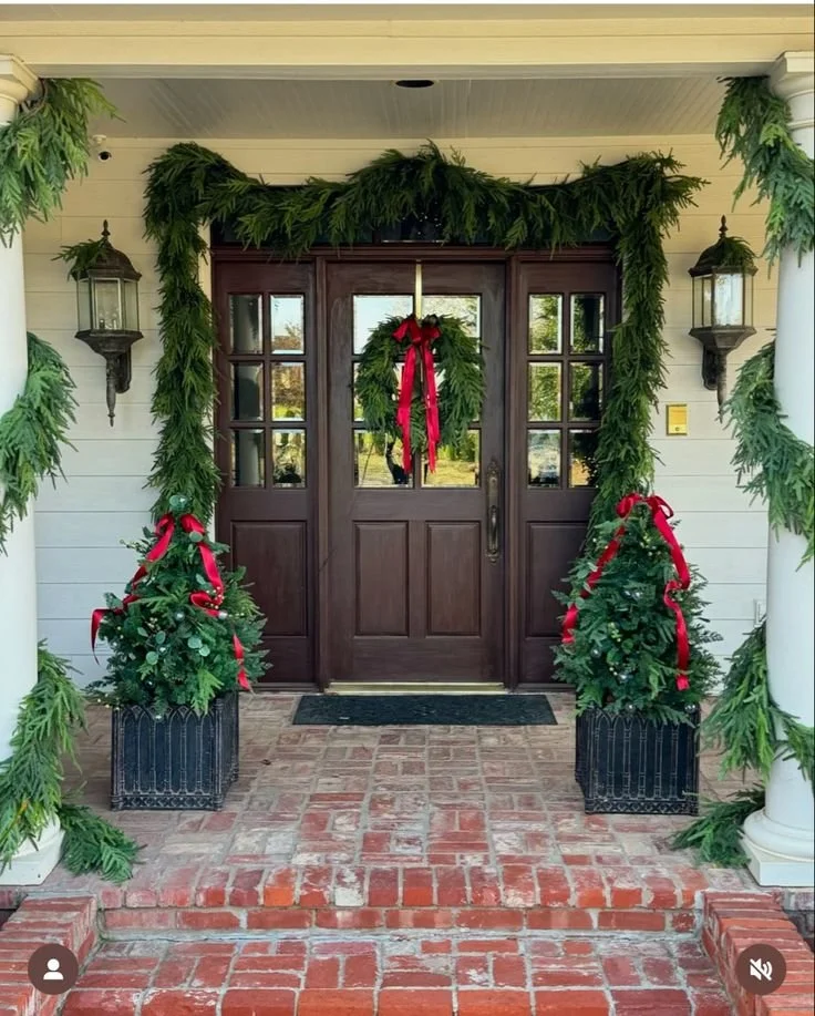The Hillside Holiday Edit
