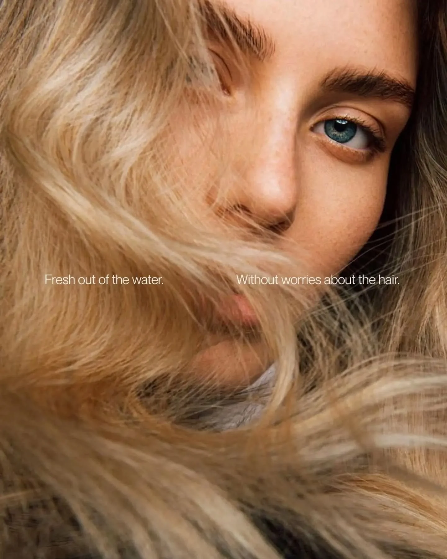 There's a particular kind of ease that comes from a day at the beach, salt in your hair, sun on your skin, no rush to be anywhere else.

We don't think that feeling should stop the moment you think about your hair.

Most salons hurry. Ours doesn't. T