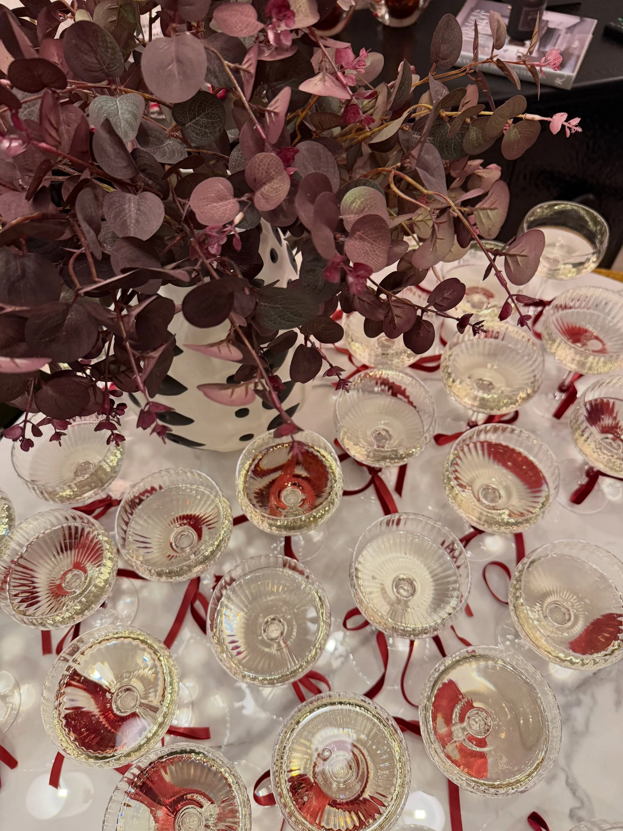 Blinked and where has the time gone? 🤍

Antiques fairs, location projects, new product finds and gorgeous events are some of the few highlights for us. Our past few weeks have been busy curating some exciting things.