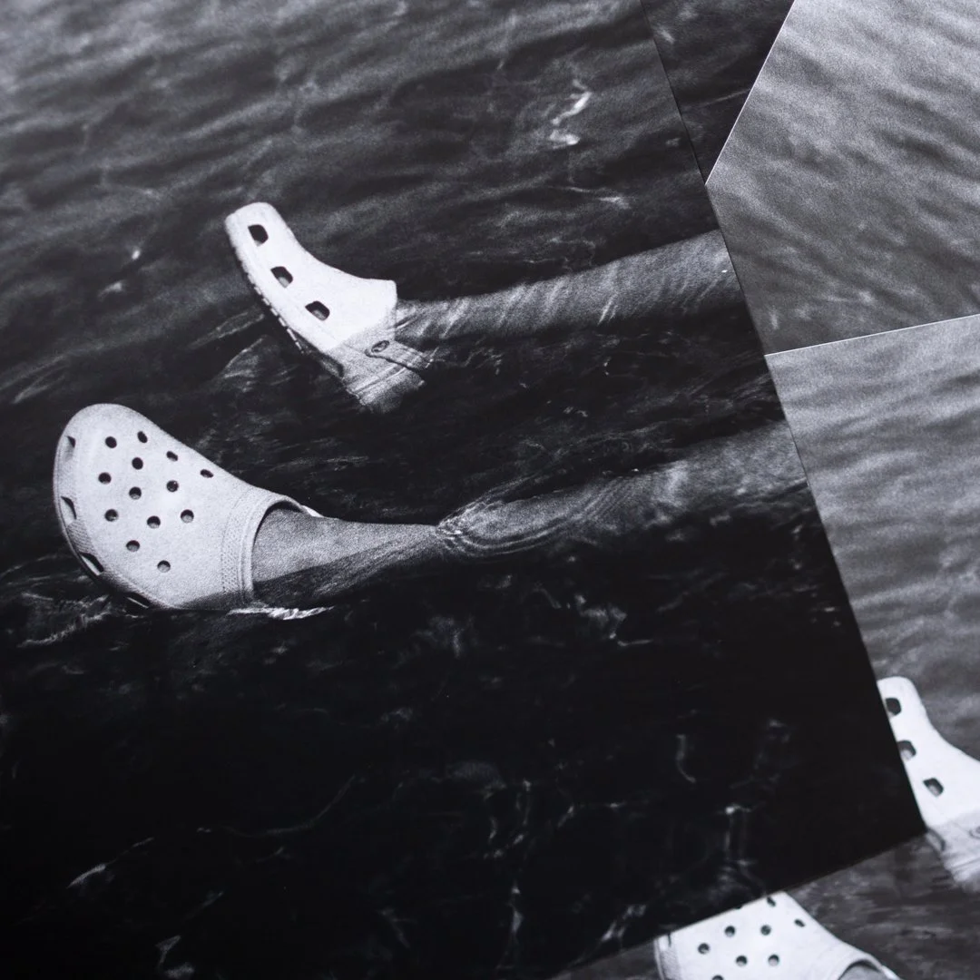 2026-Print-CrocsInTheWater-RoxannaBarry-5.jpg