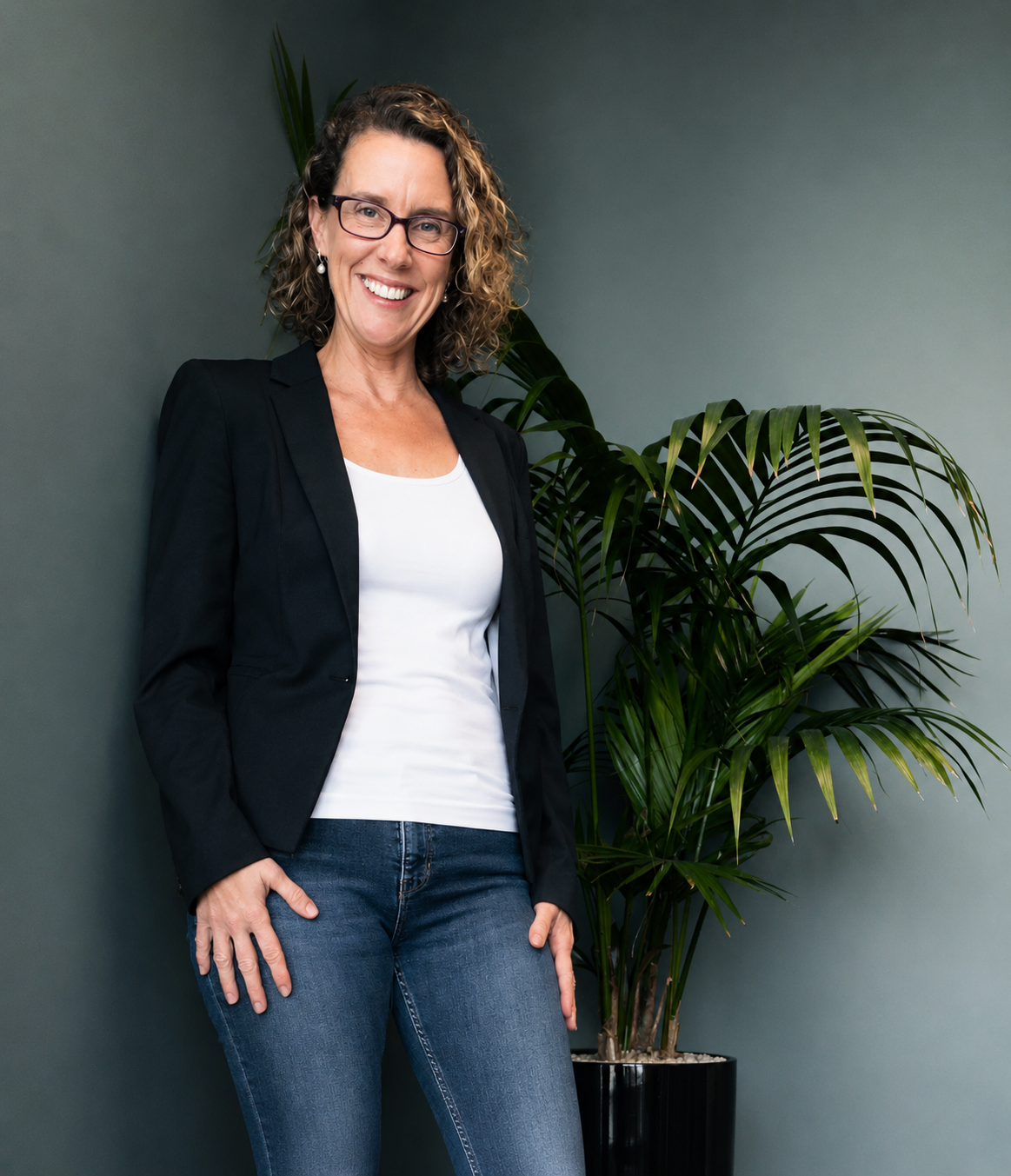 Portrait of Jo Grubb, founder of Human Shift and advisor on Human-Centric AI and AI transformation.