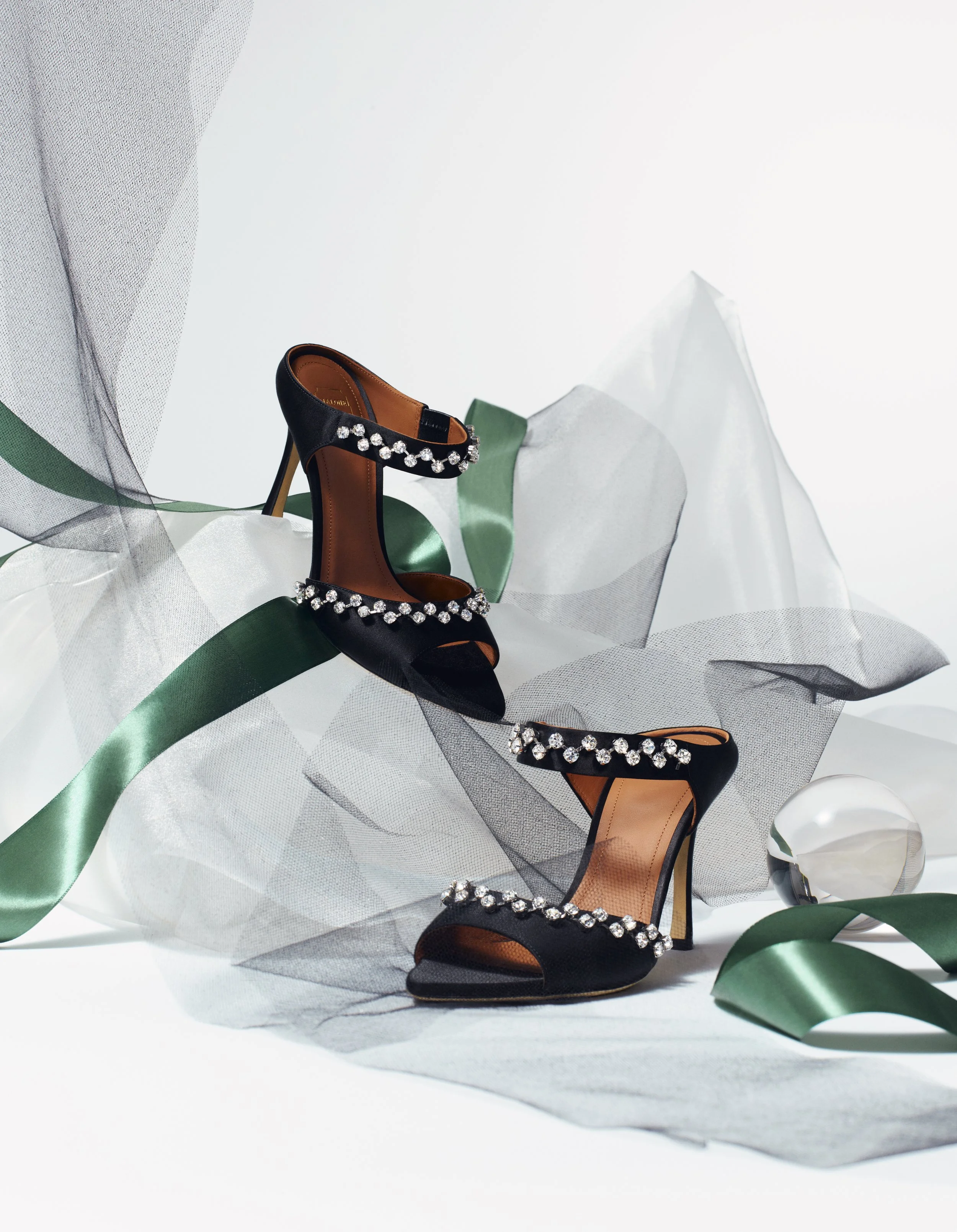 230905_AD_Harrods_GiftingAdvertorial_S04_0082_Hero_R1b.jpg