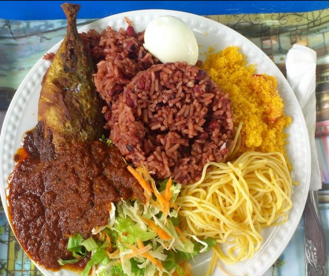 Assorted waakye