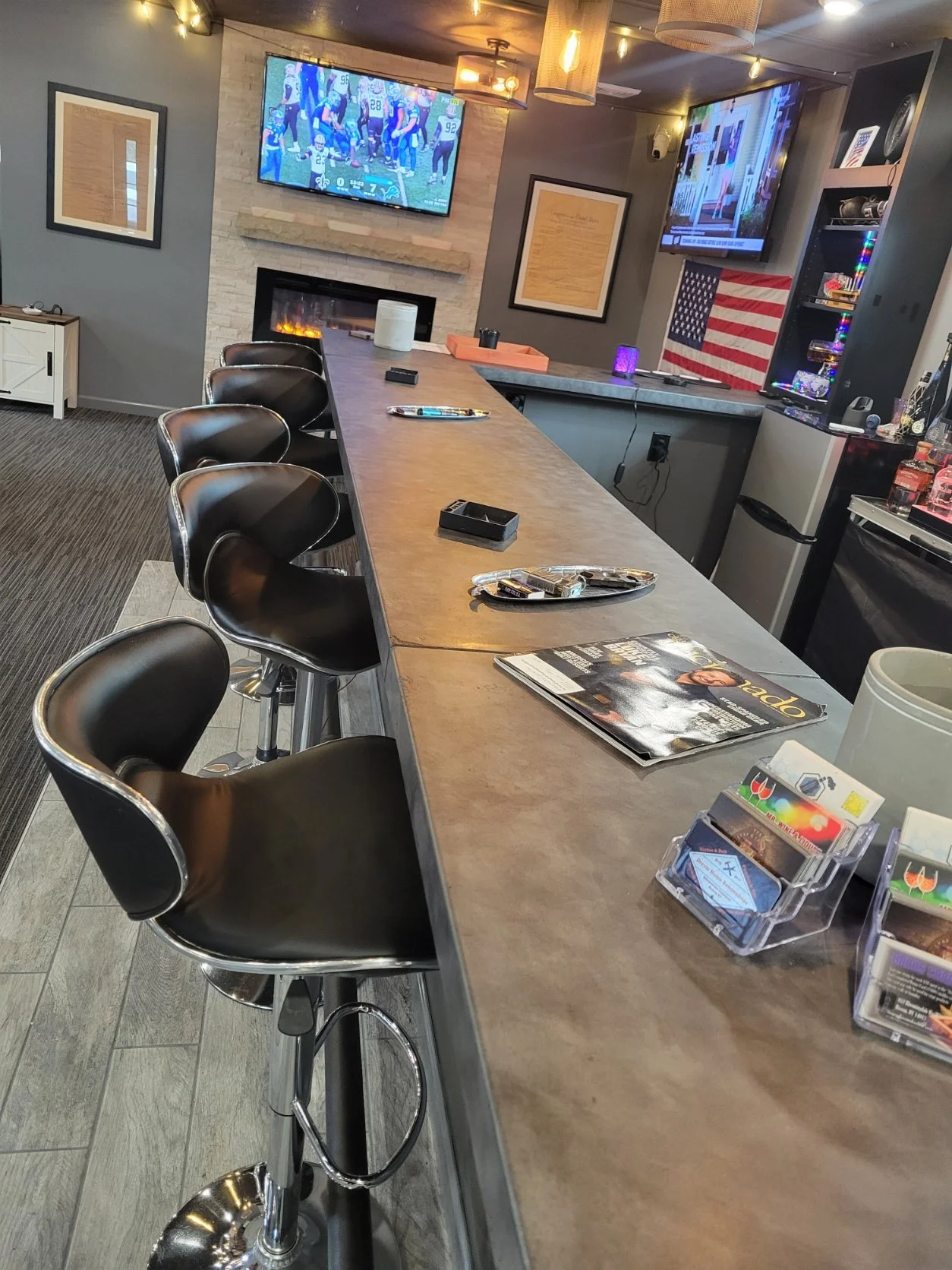 bar stools.jpg