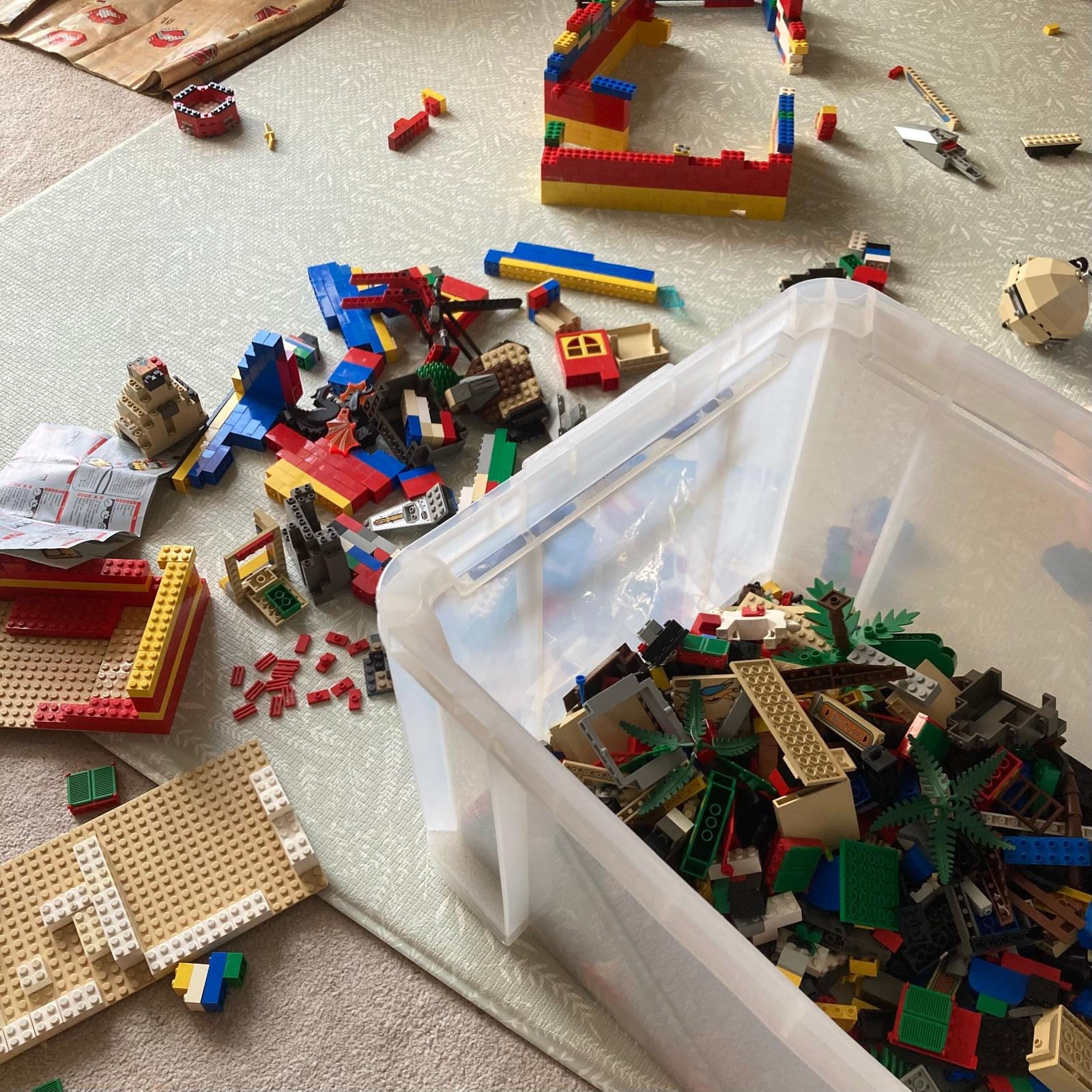 LEGO