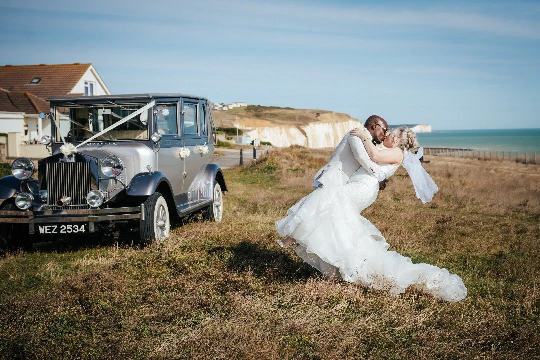 L&C kissing near cliff edge
