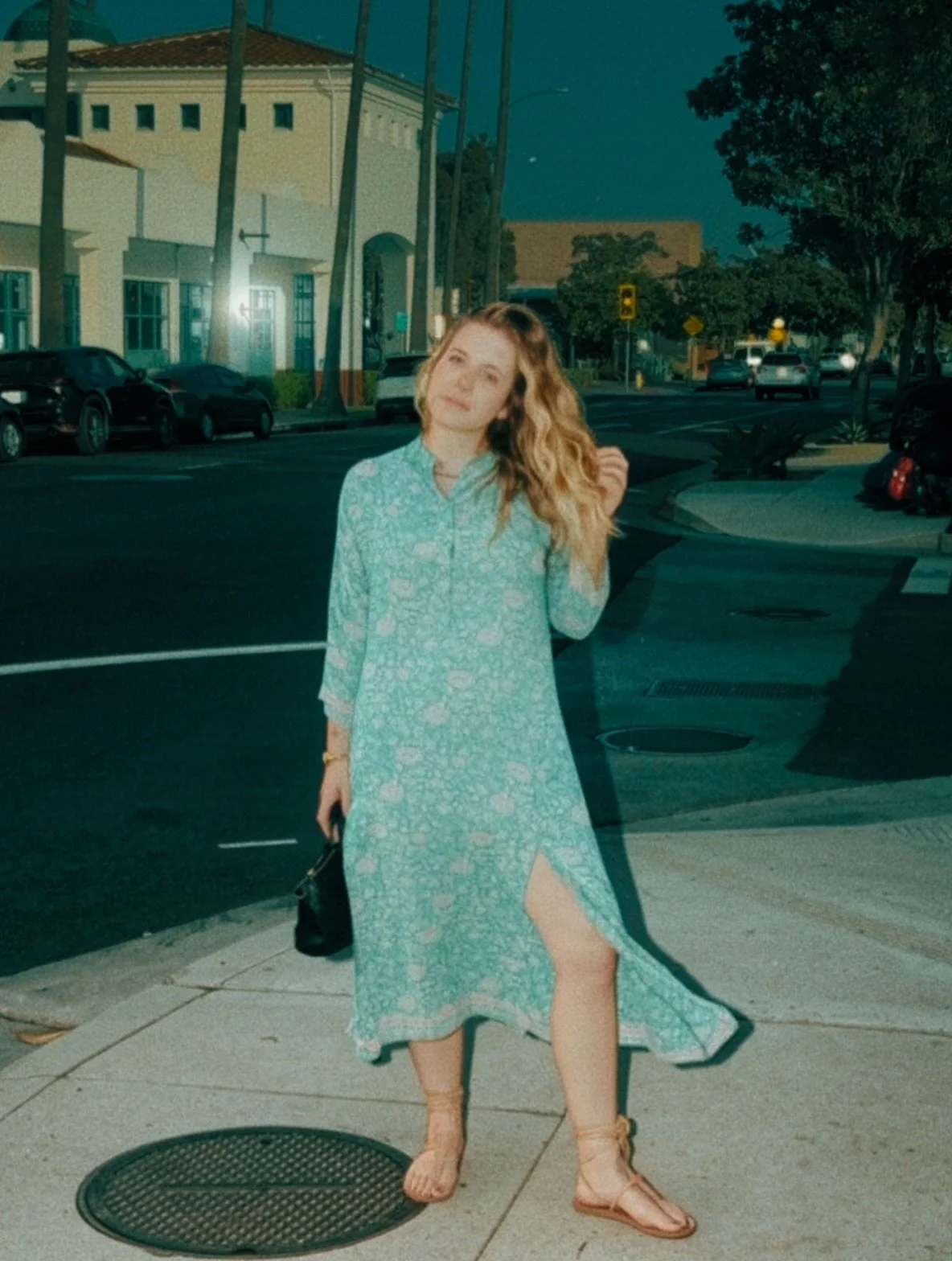 LESS BUYING ♻️ MORE STYLING | v old @nataliemartincollection dress with fav @ancientgreeksandals. Perfect for an evening in Santa Barbs &hearts;️
