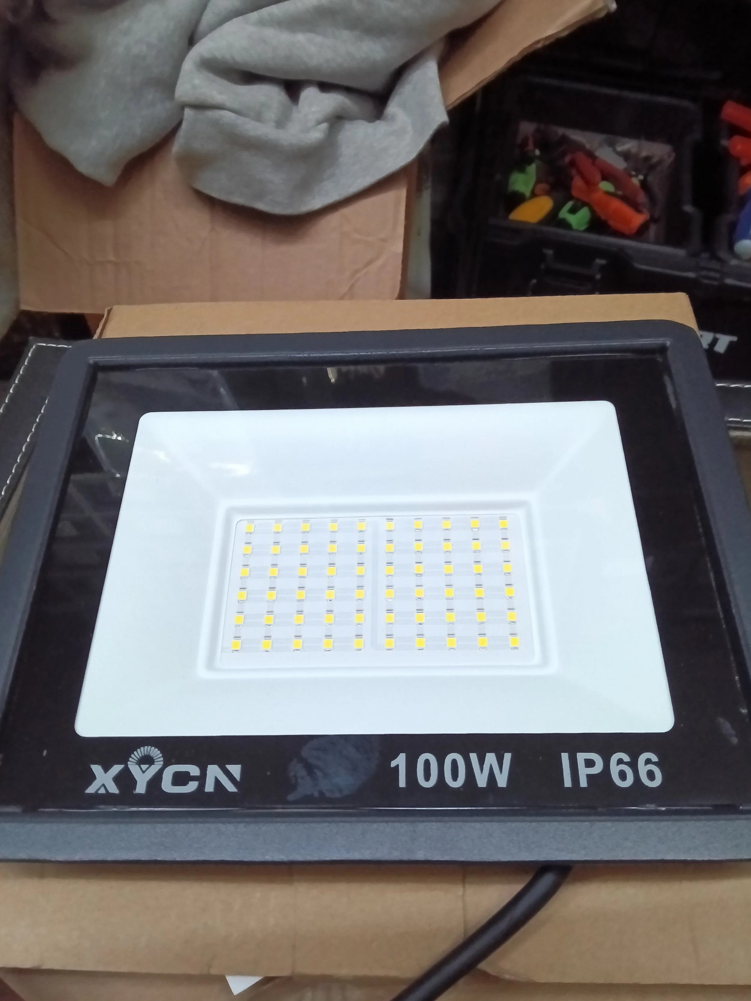100W Outdoor LED Floodlight - IP66 Waterproof