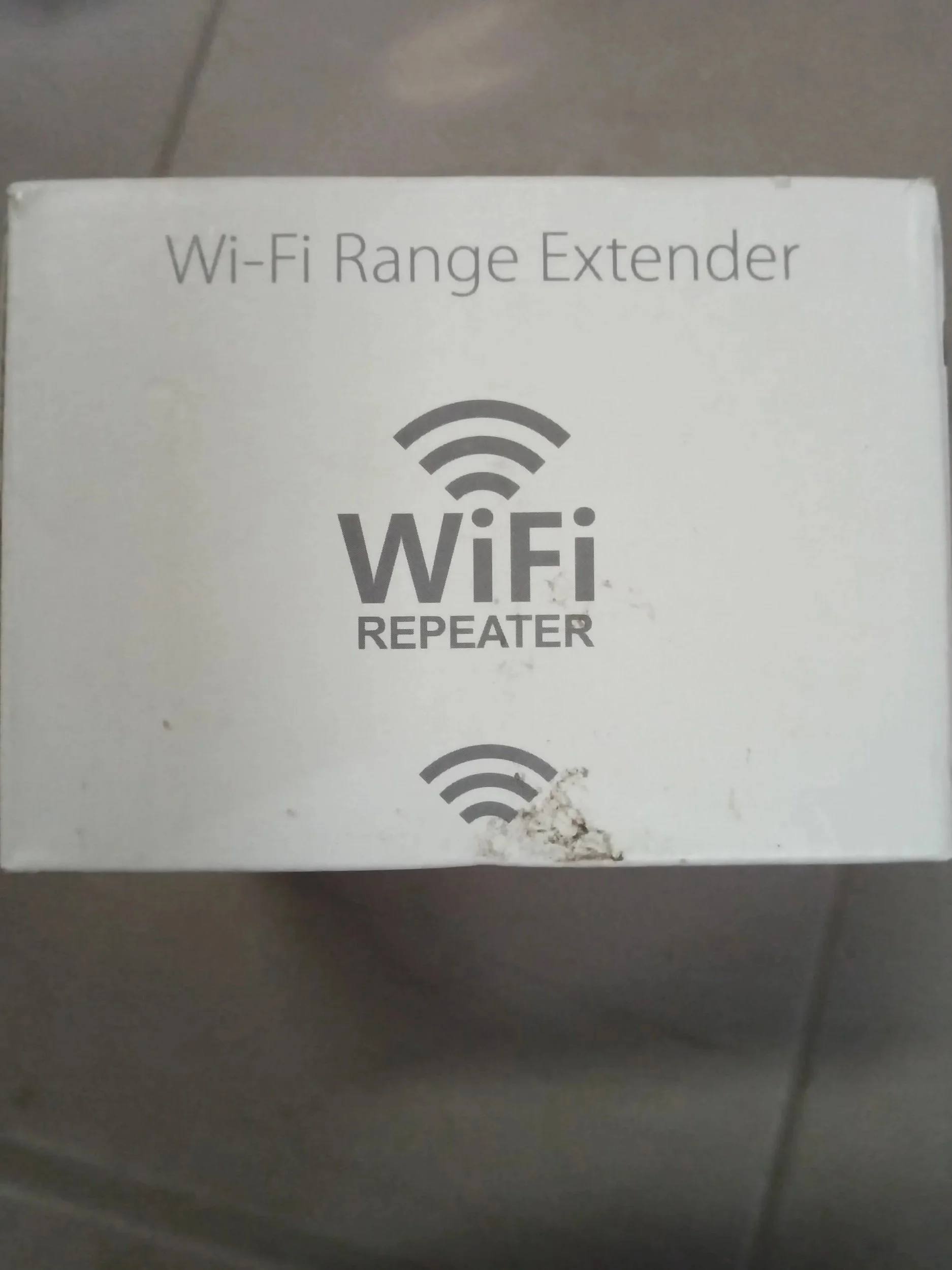 High-Performance Wi-Fi Range Extender