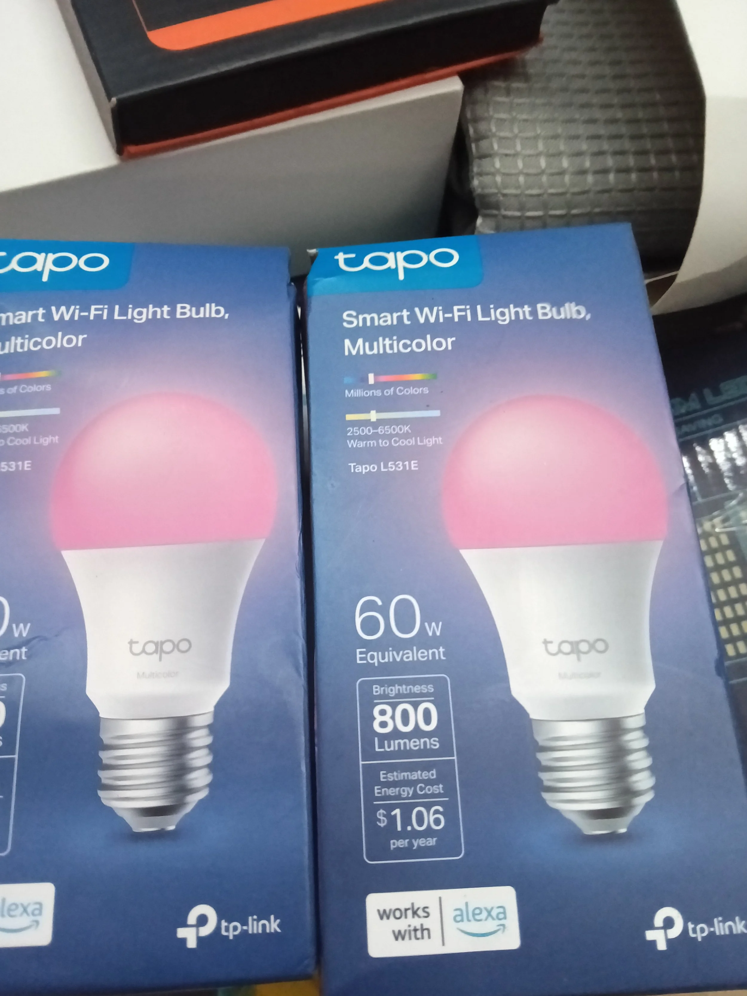 Tapo Smart Wi-Fi Multicolor Light Bulb