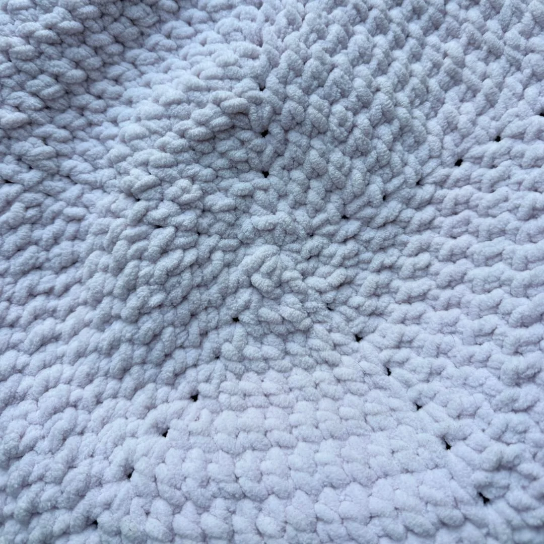 little-star-snuggle-pouch-crochet-back zoom.jpg