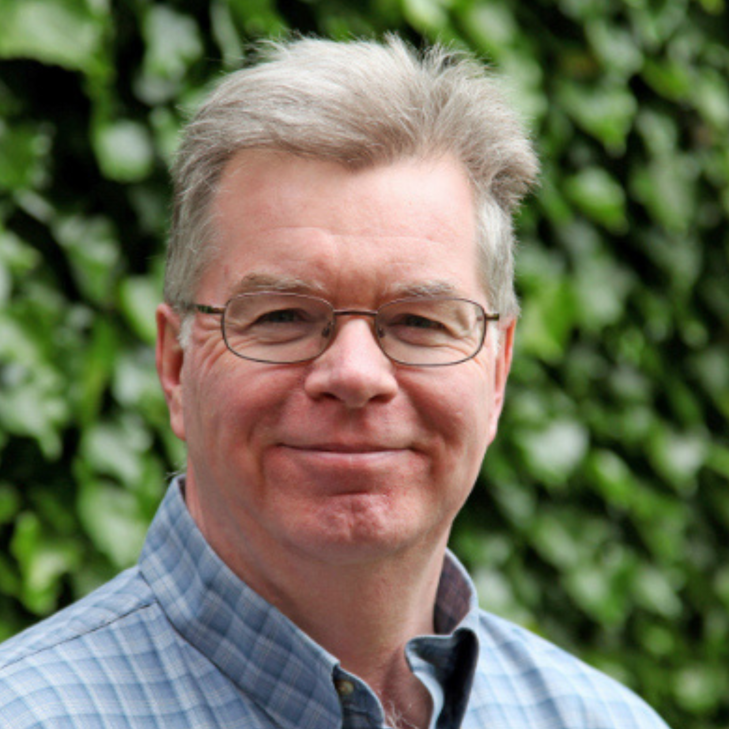 Dr Stuart Murray Williams