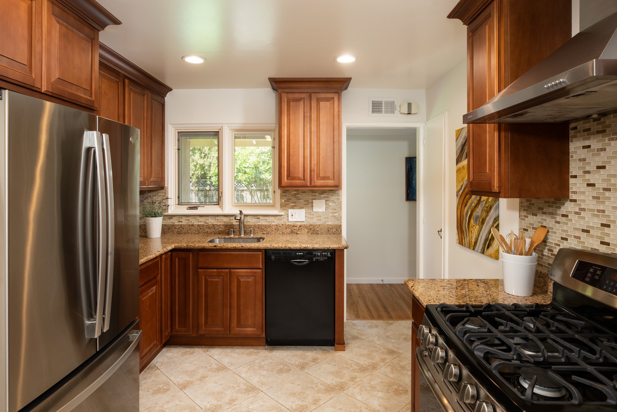 9-Orange_Matt_Anello-2159-MLS.jpg