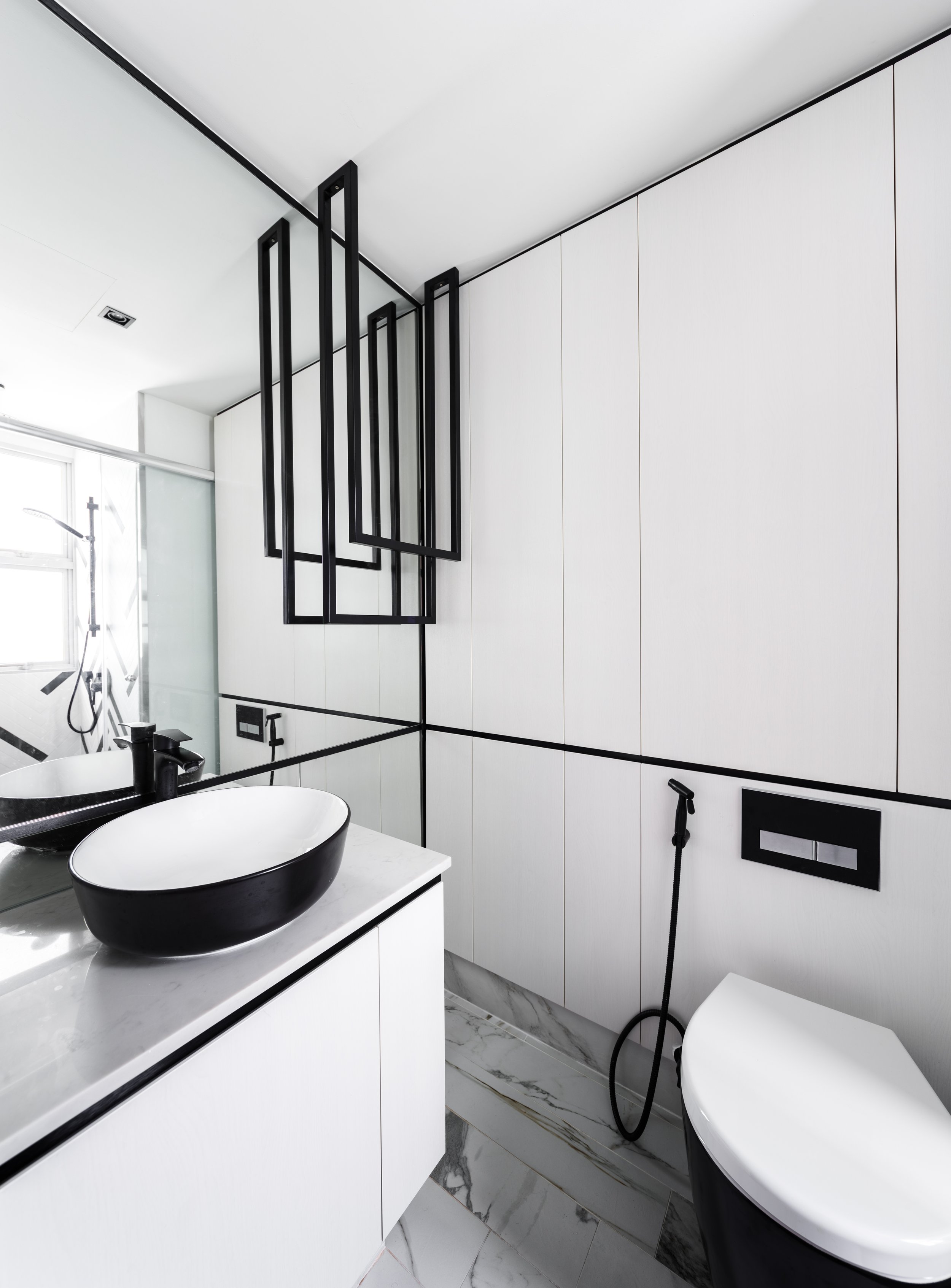 6) COMMON BATHROOM.jpg