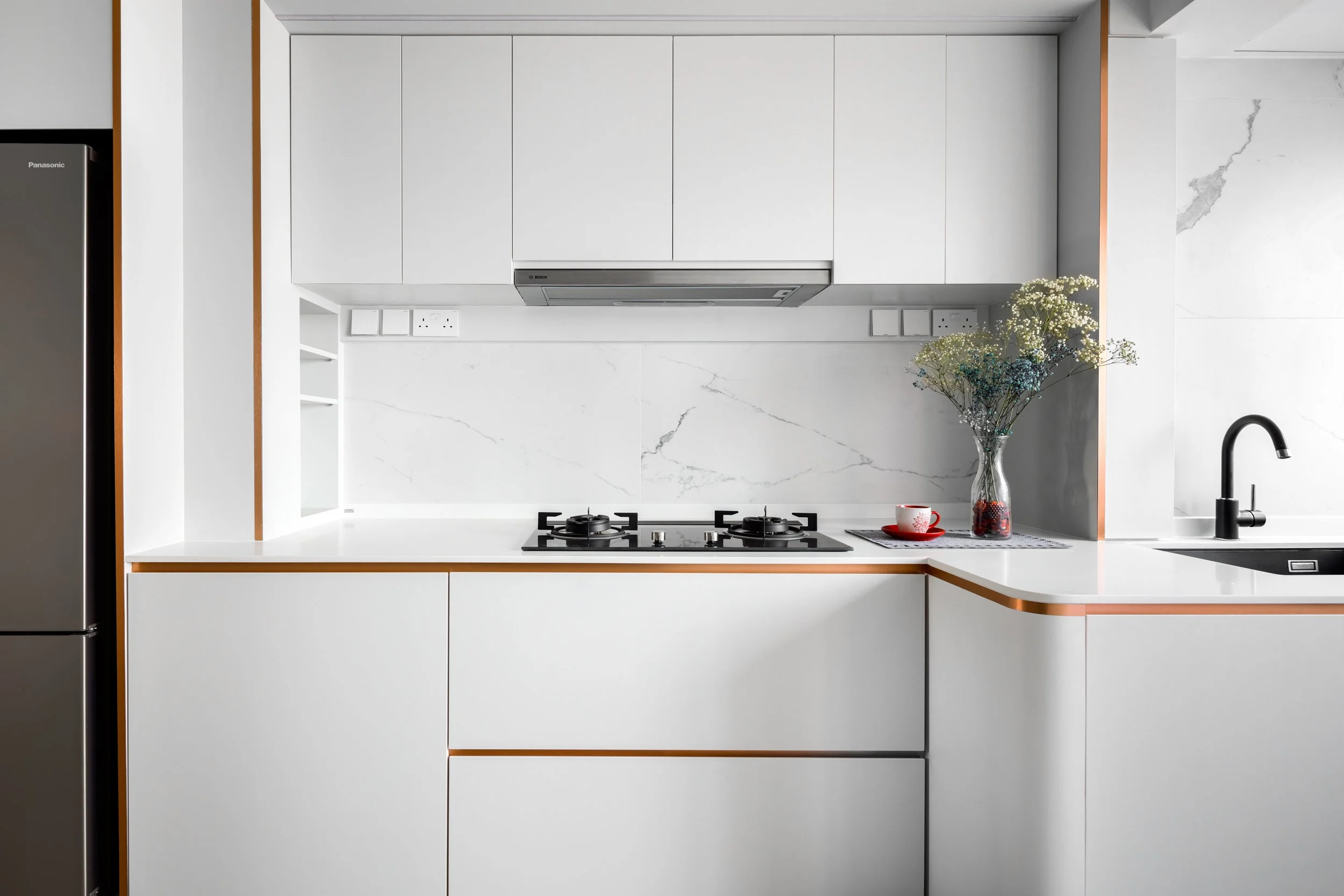 3) Kitchen.jpg