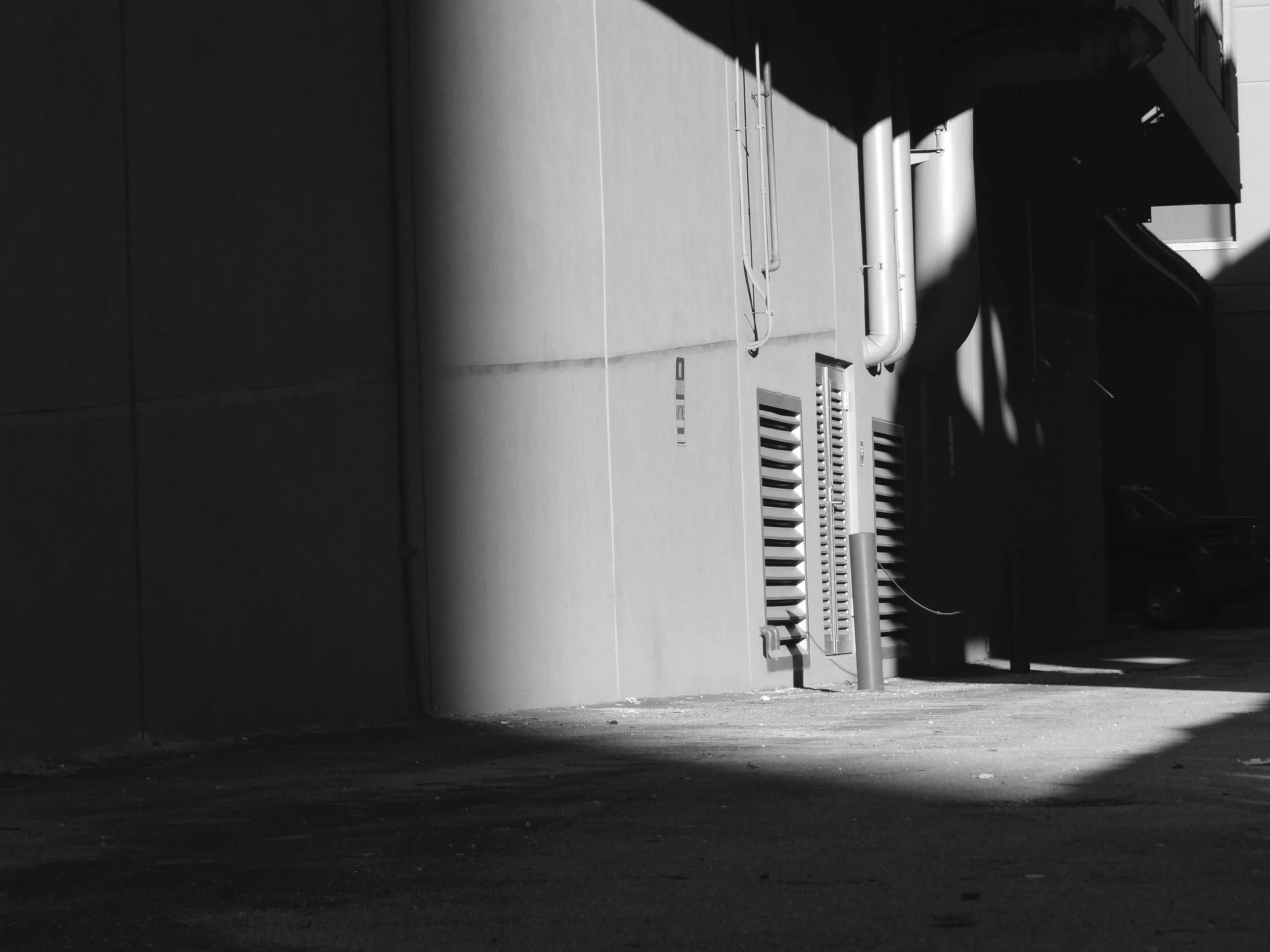 Alley.jpg