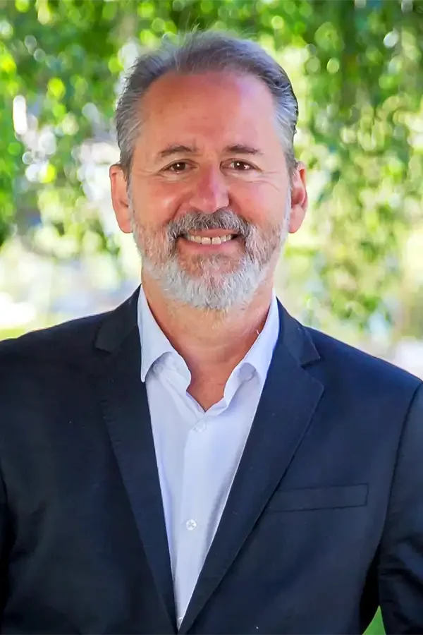Joshua Coleman, Ph.D. Headshot