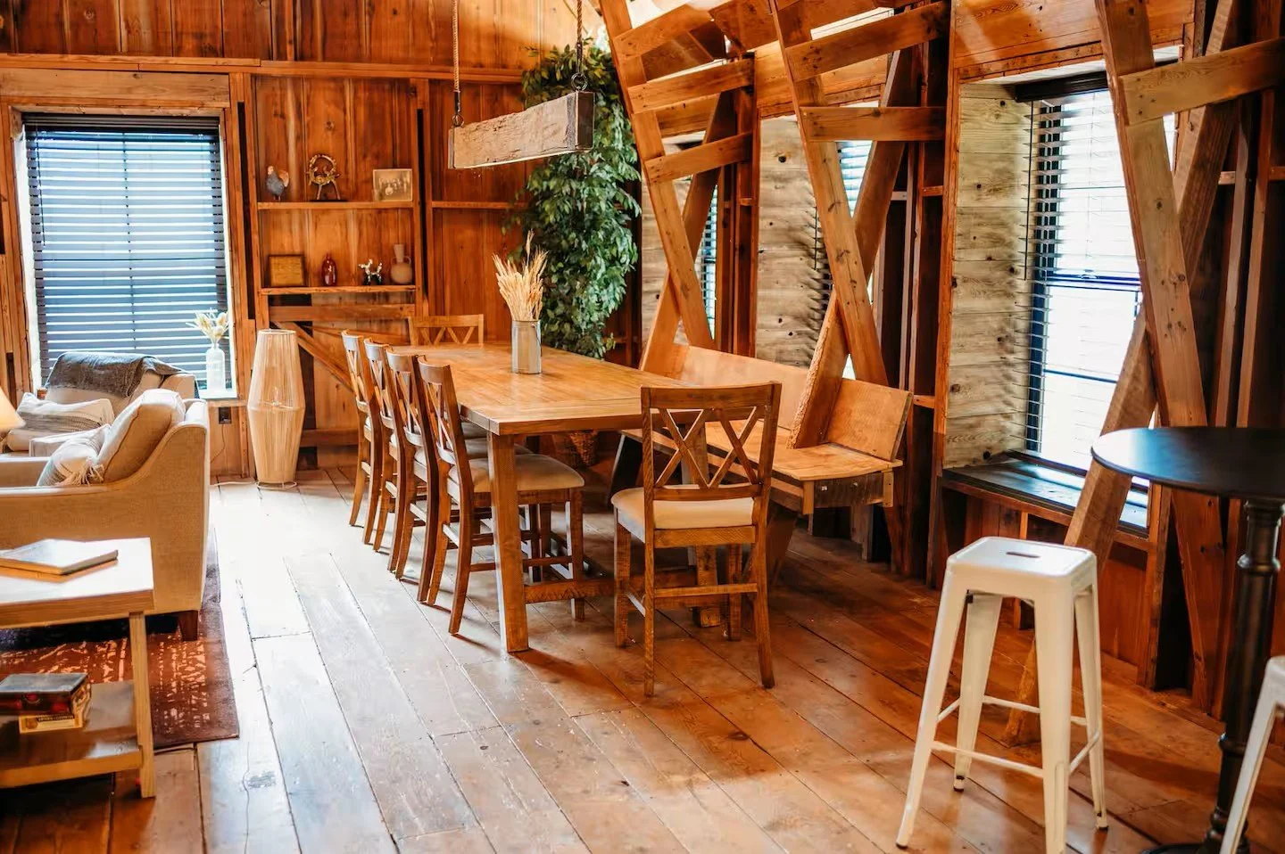 Platte River Farm Dining.jpg