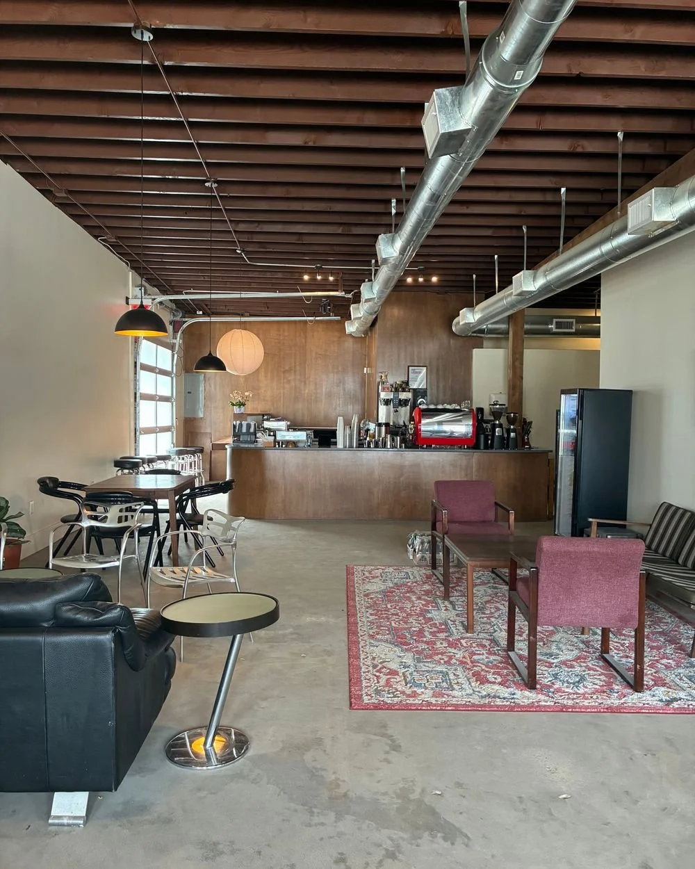 Congratulations to @nativo.cafe.bodega @nativotx on their new shop! We were proud to help get the windows looking clean and clear for this warm, welcoming space. From the cozy interior to the bold front window, every detail shines a little brighter. 