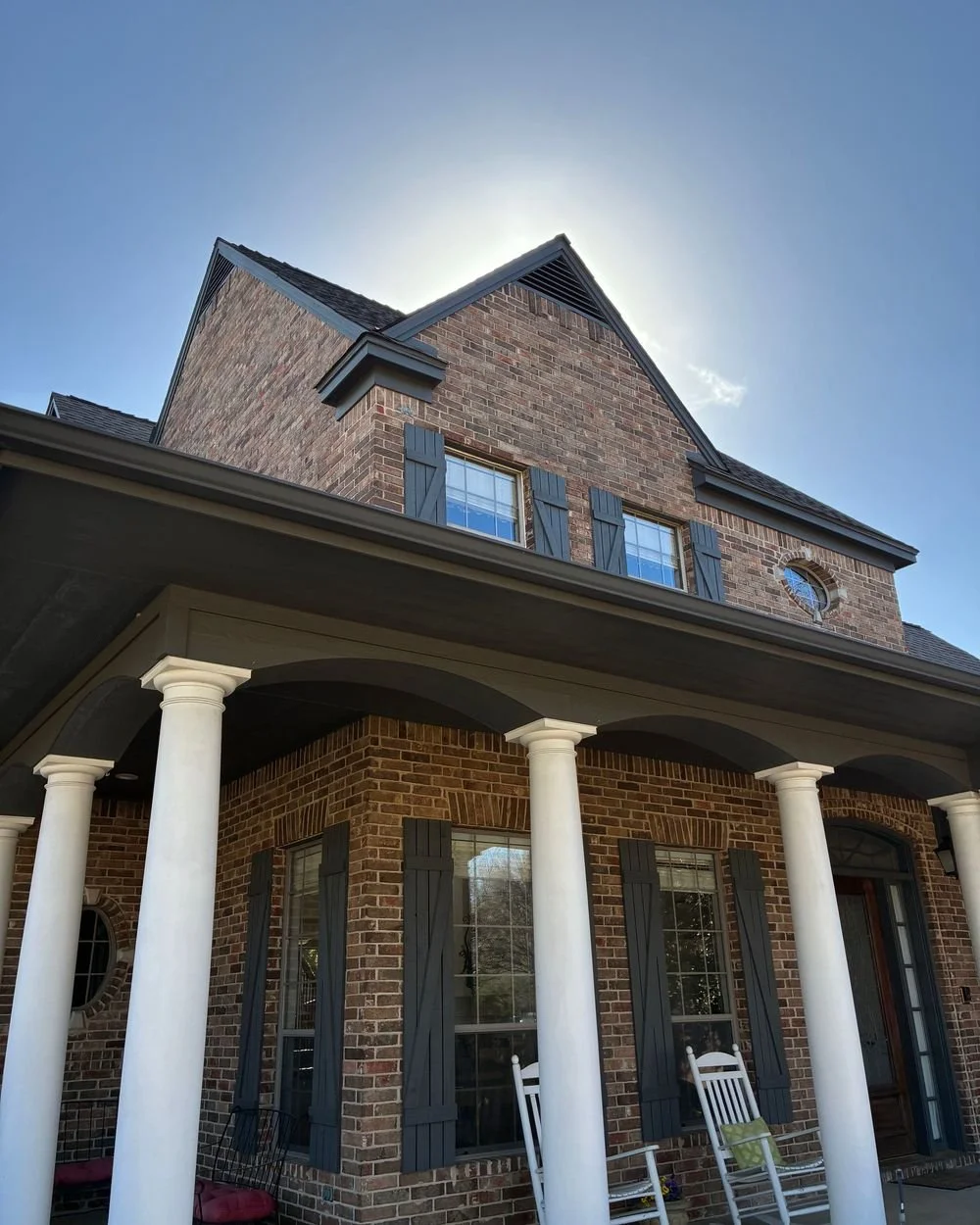 We just completed a stunning three-hour job at this beautiful brick residence. From tall columns to large arch windows, every detail shines. Let us make your house sparkle too! 🌟