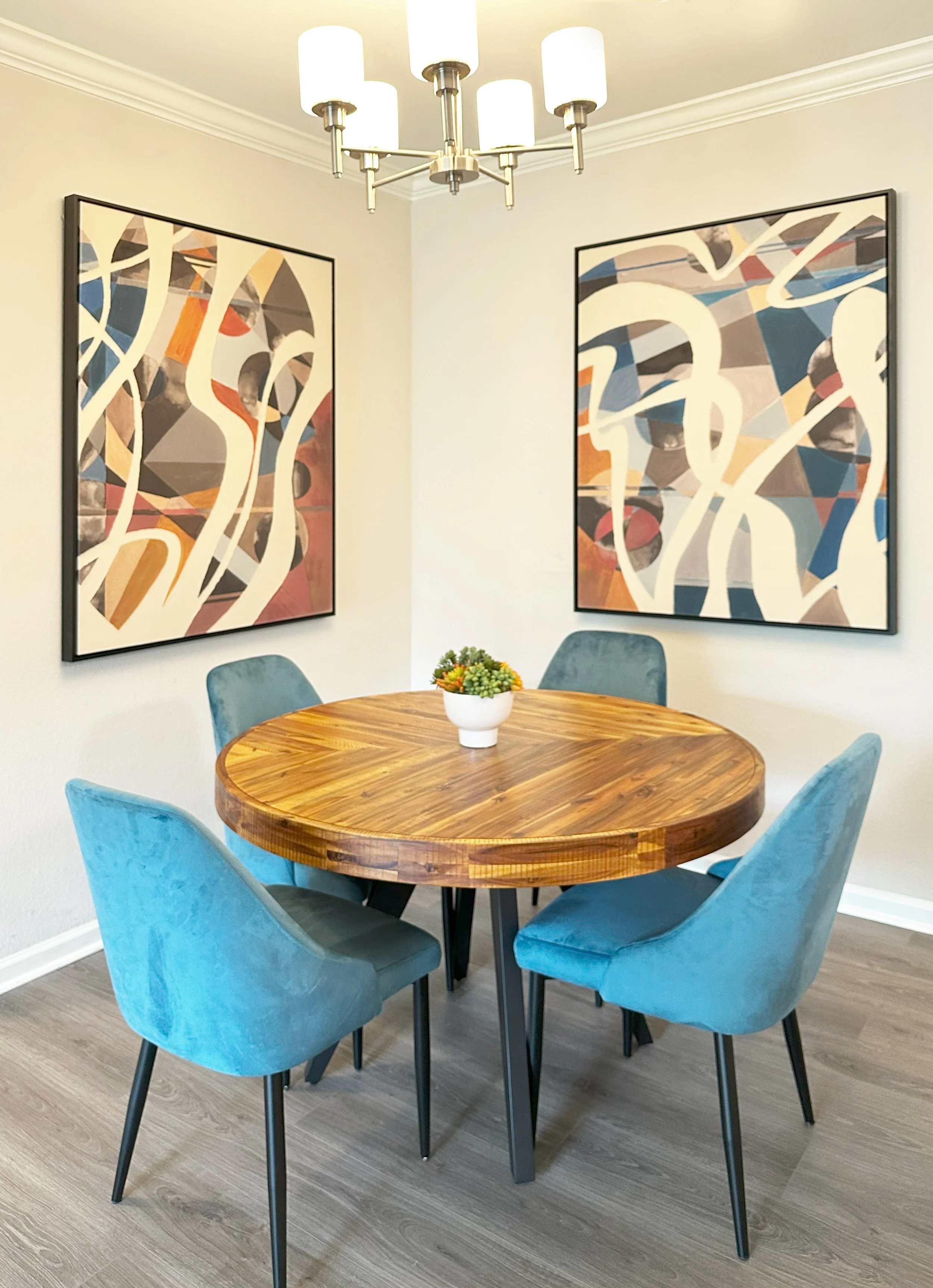 5 CENTERVIEW MODEL.jpg