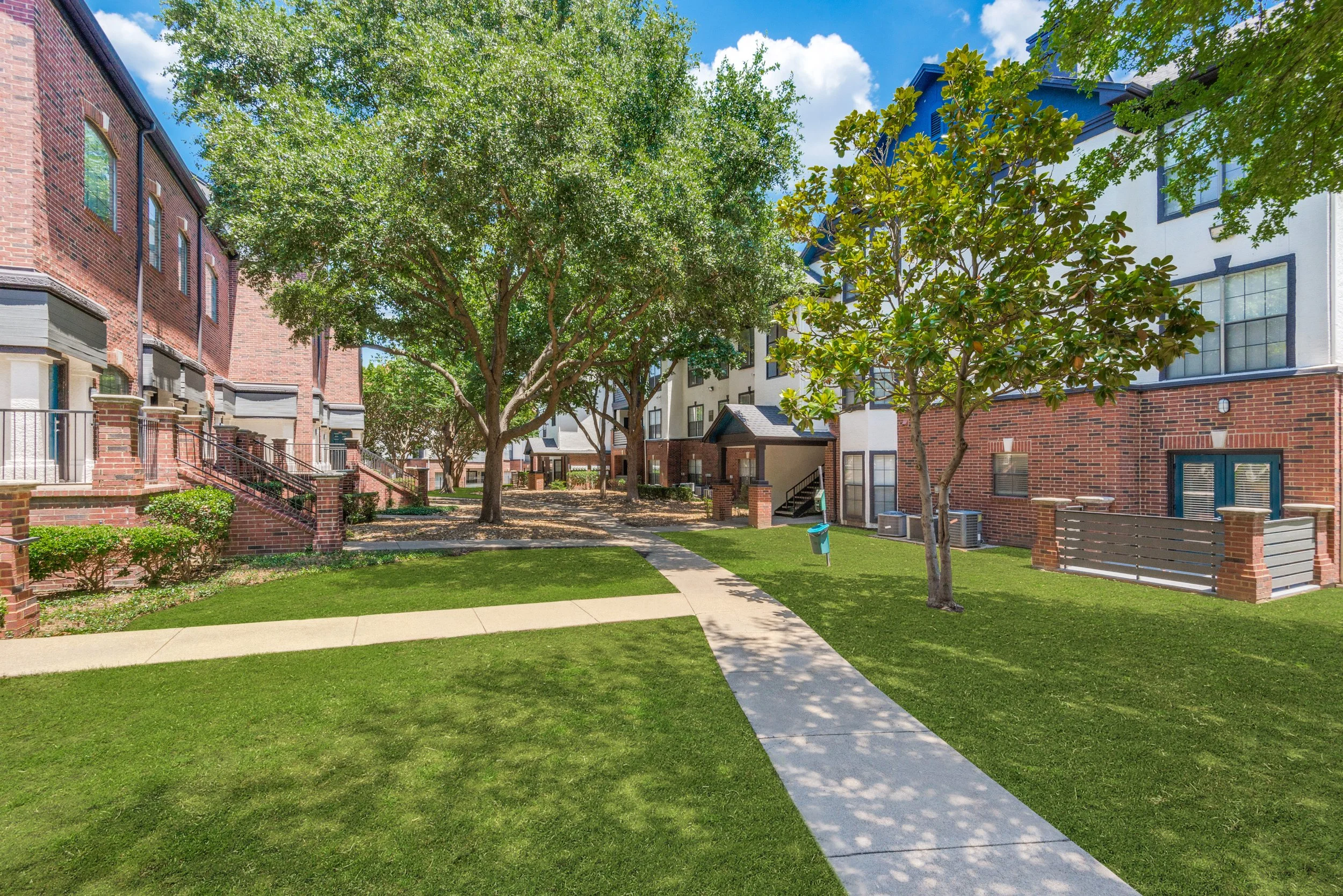 ELLINGTON EXTERIOR 7.jpg