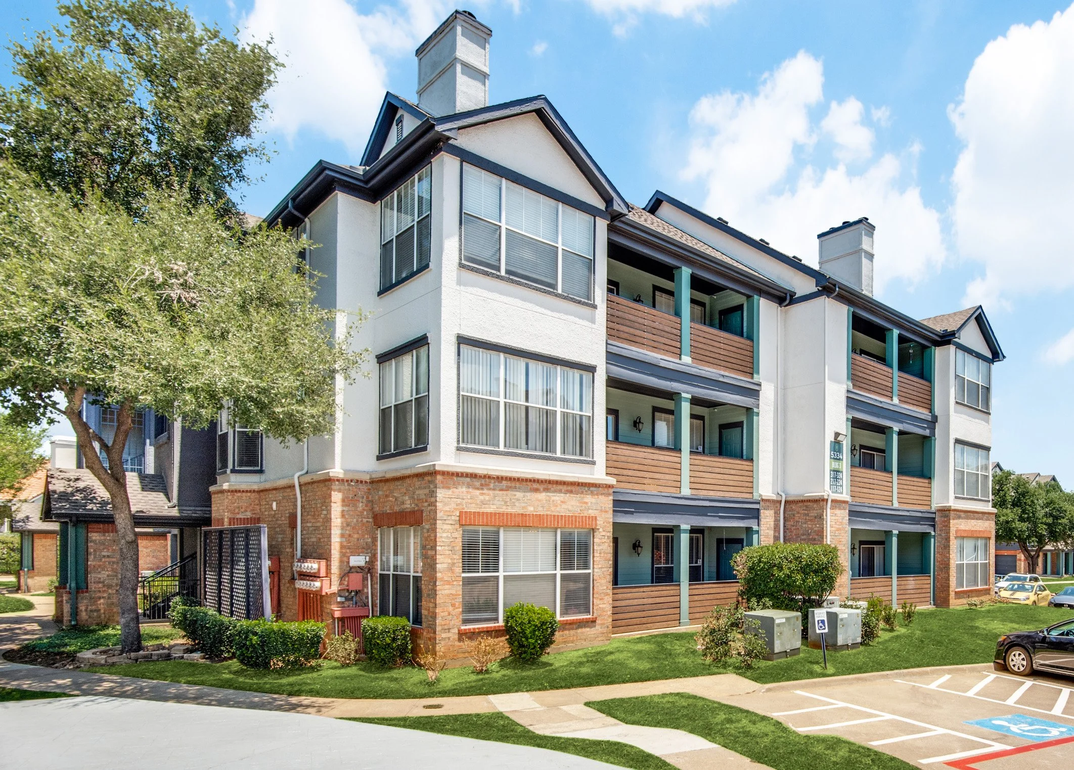 MONTGOMERY EXTERIOR 3.jpg