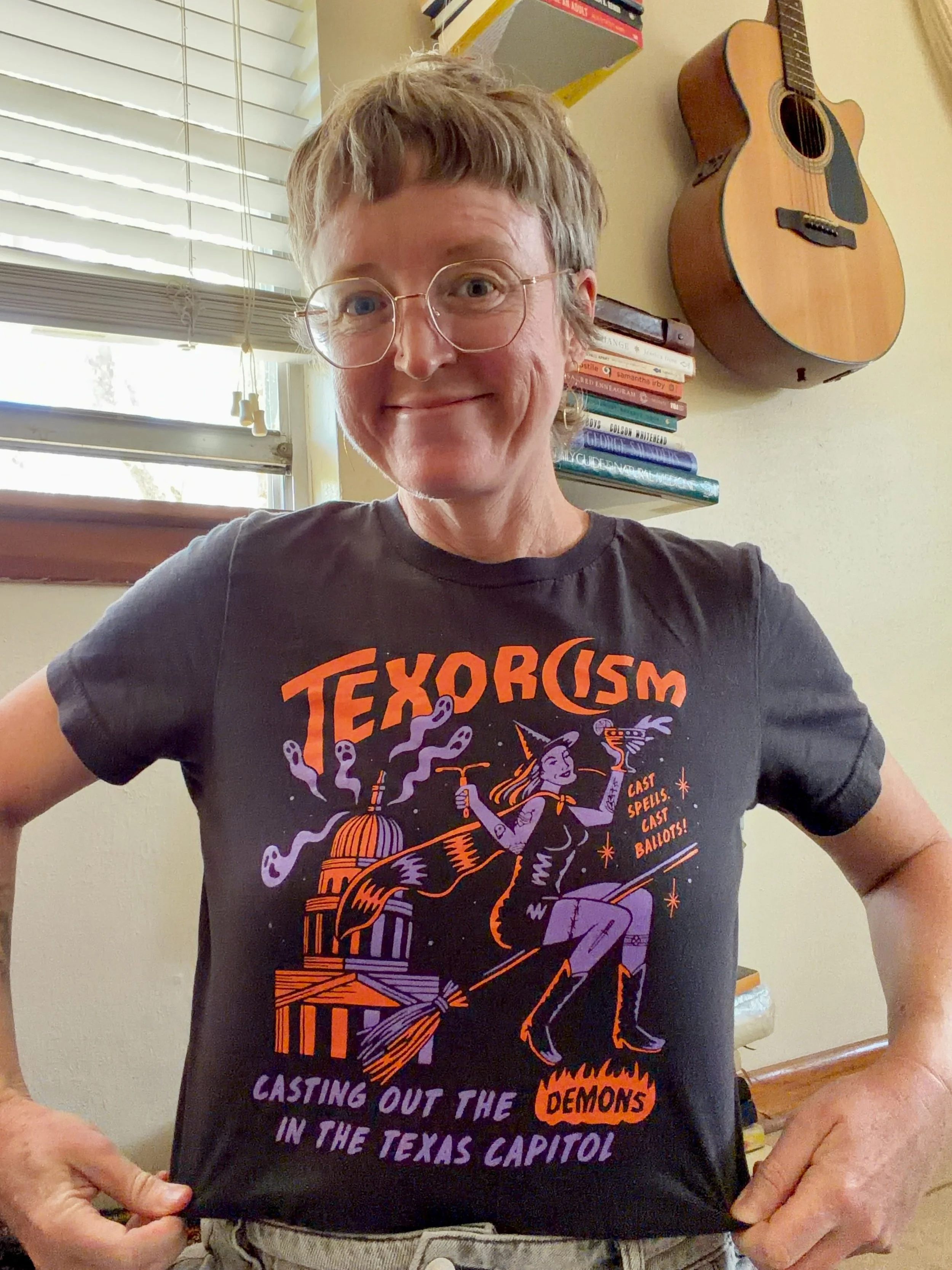 Today&rsquo;s a great day to wear my Texorcism shirt from @democrasexy! I always get tons of compliments on it. With spooky season 👻, our Fall weather in the low 90&rsquo;s 🙌, and some very important midterms coming up 🗳️. Let&rsquo;s join togethe