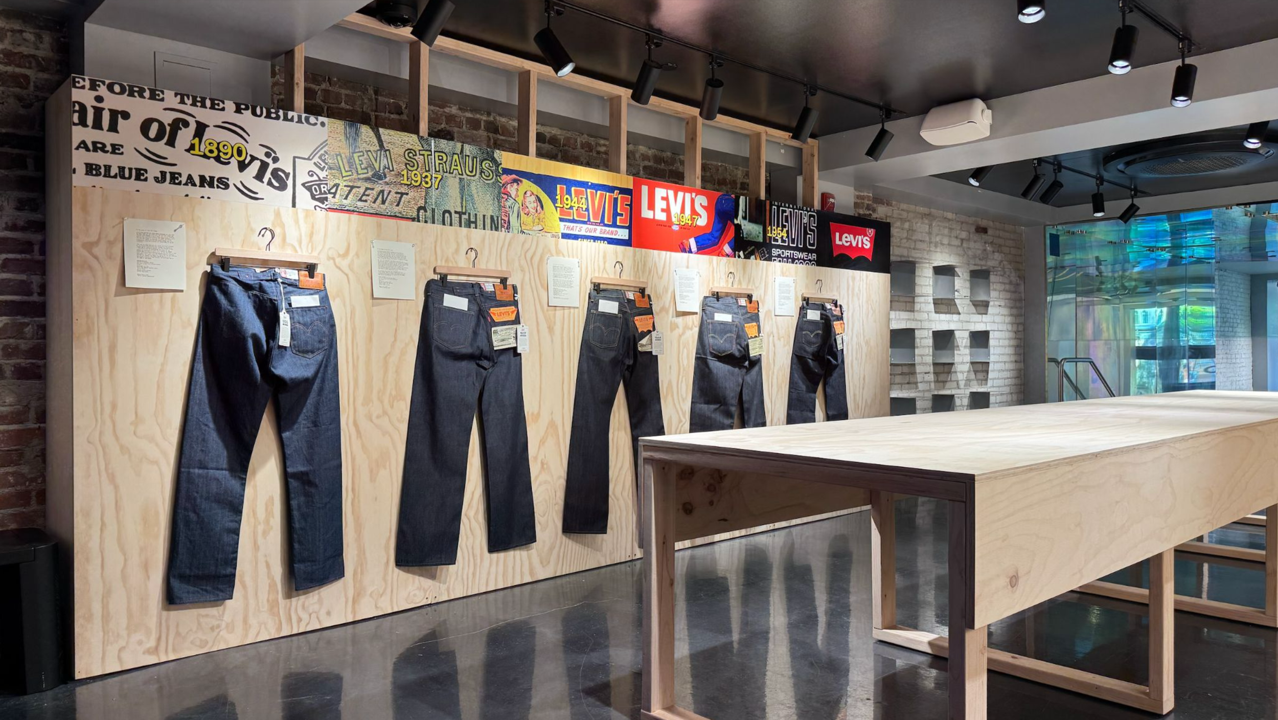 Concepts x Levi's x Bandulu