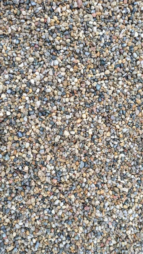 Pea Stone 3/8 Round