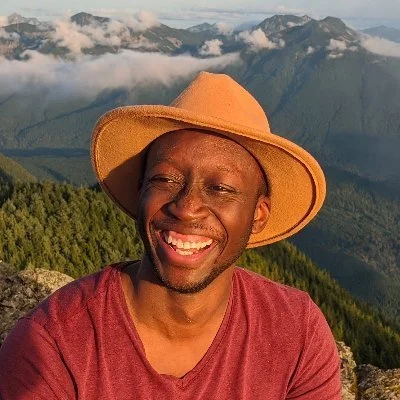 Headshot of Courtland Allen 