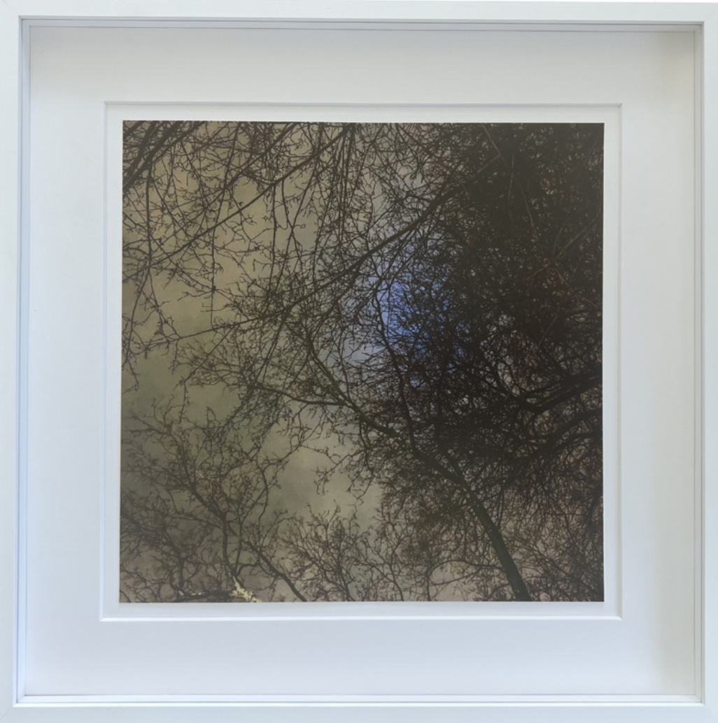 HIMNA_Á_MILLI_III
Archival pigment print on lustre paper. 30 × 30 cm 95.000 kr. - Edition of 5