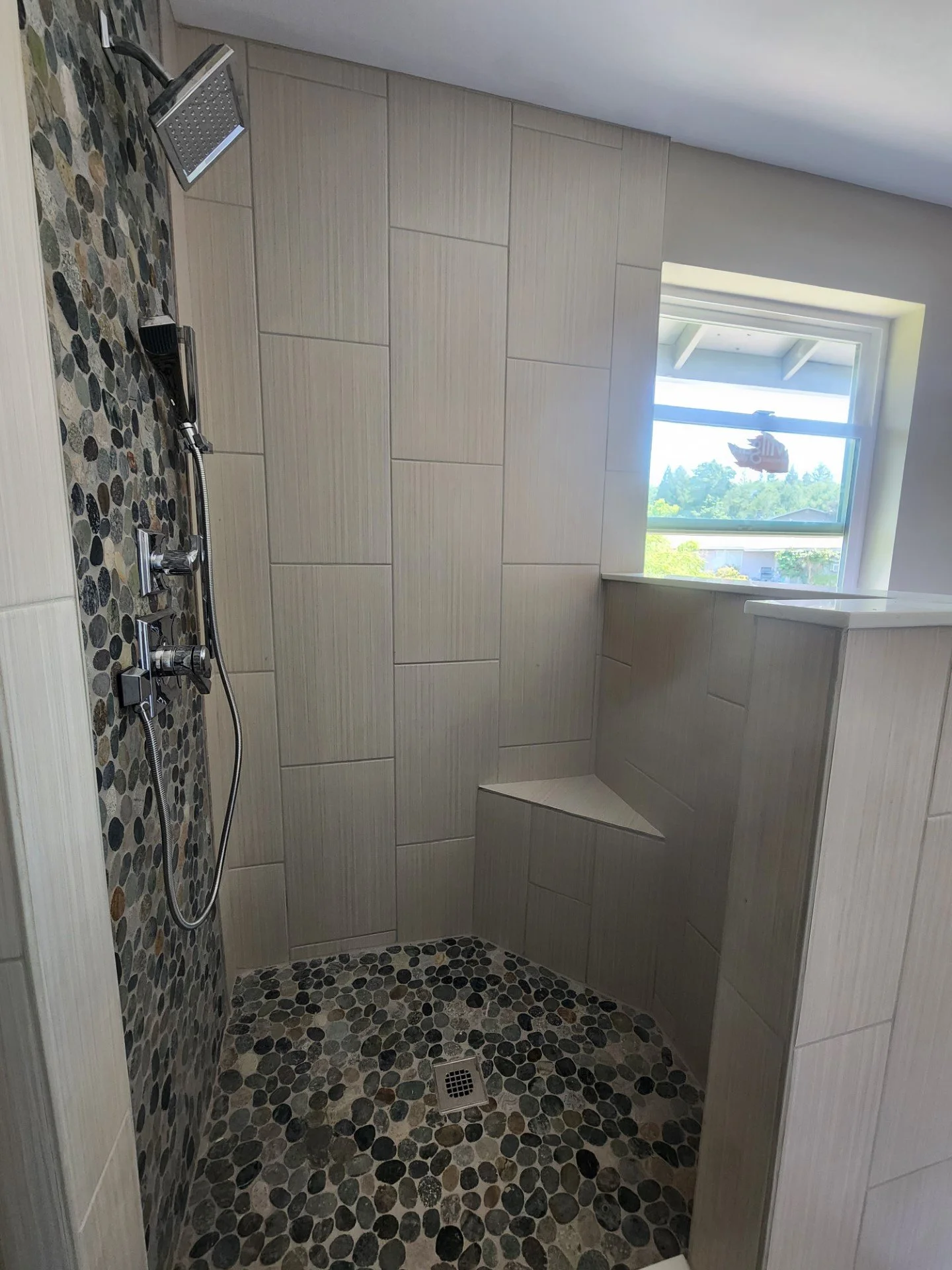JOSEPHBUILDERSNWBATHROOMREMODEL324.jpg
