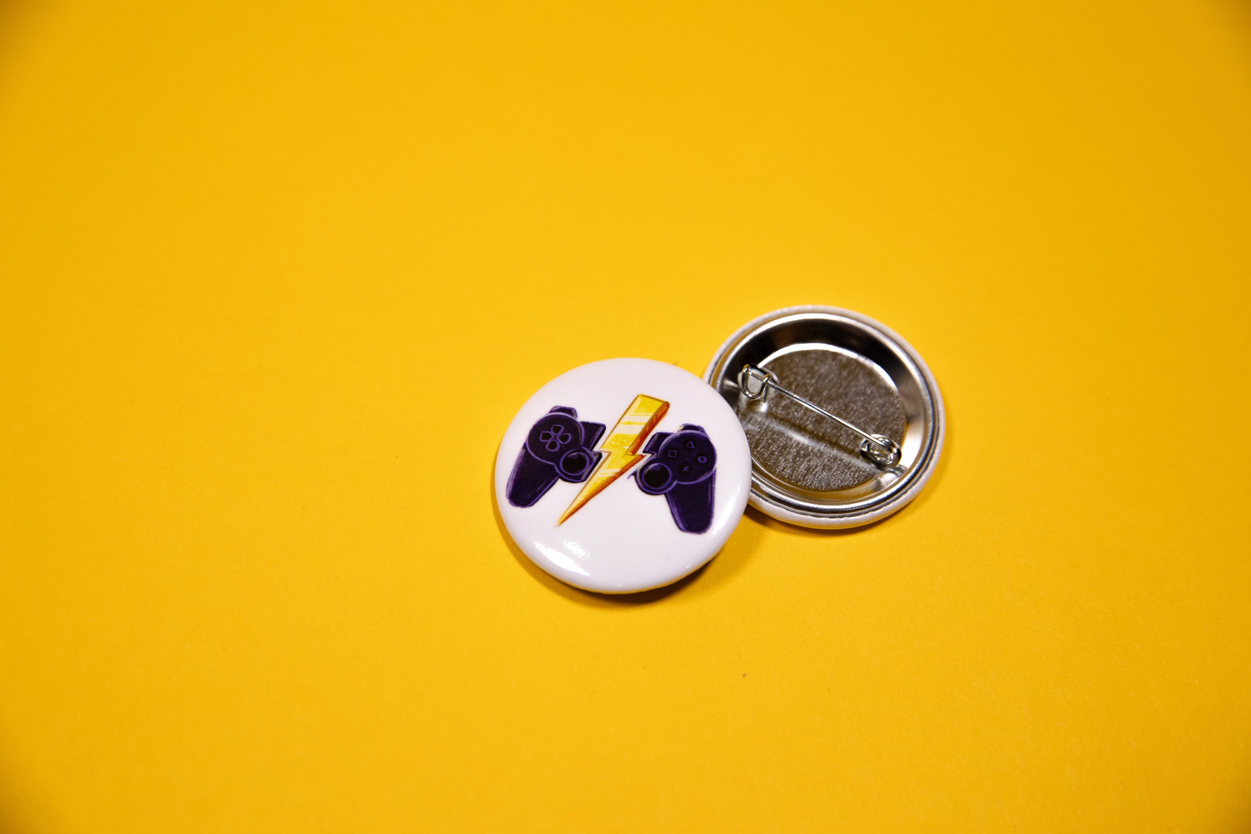 Band Button